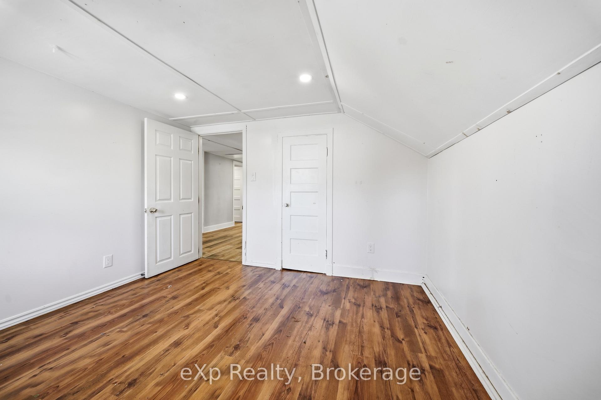Photo 16 of 326 Sidney Street, Quinte West, Trenton Ward — HOMEH