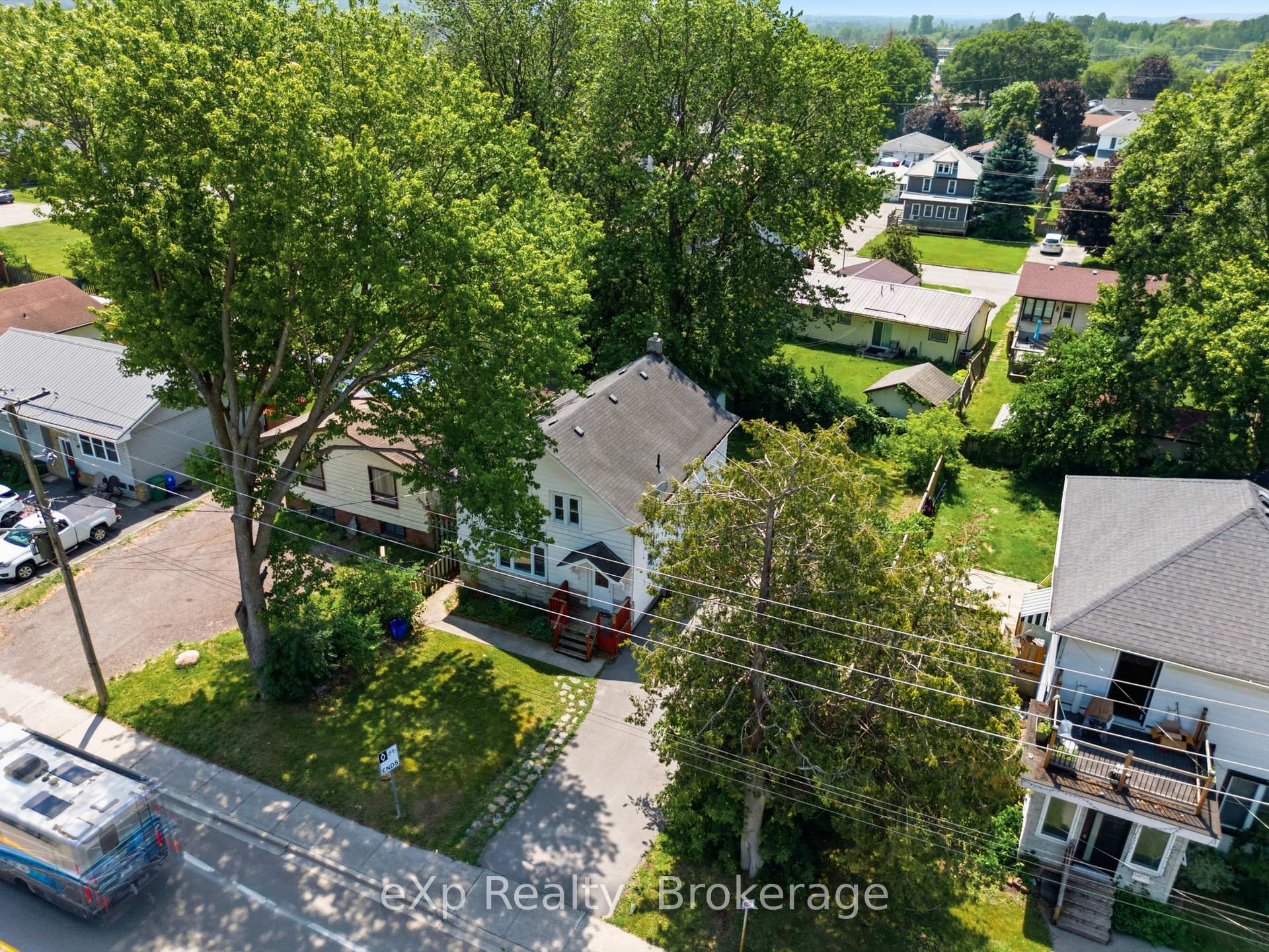 Photo 32 of 326 Sidney Street, Quinte West, Trenton Ward — HOMEH