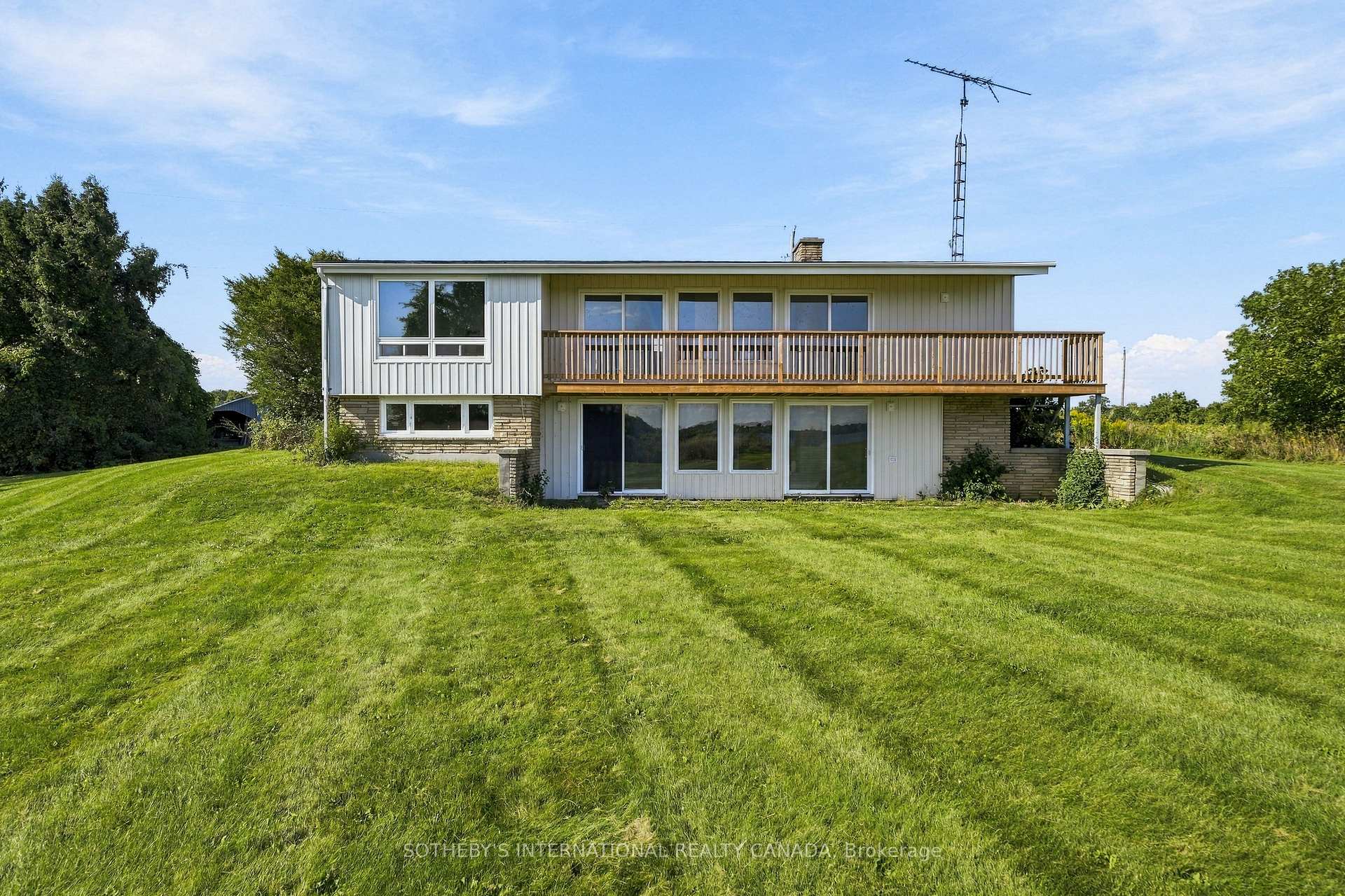 Photo 32 of 969-973 County Road 11, Prince Edward County, Athol — HOMEH