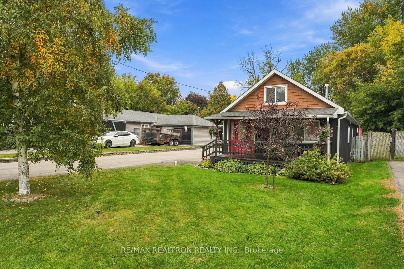 Photo 5 of 203 Bayview Avenue, Georgina, Keswick South — HOMEH