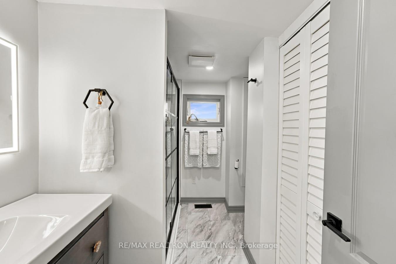 Photo 31 of 203 Bayview Avenue, Georgina, Keswick South — HOMEH
