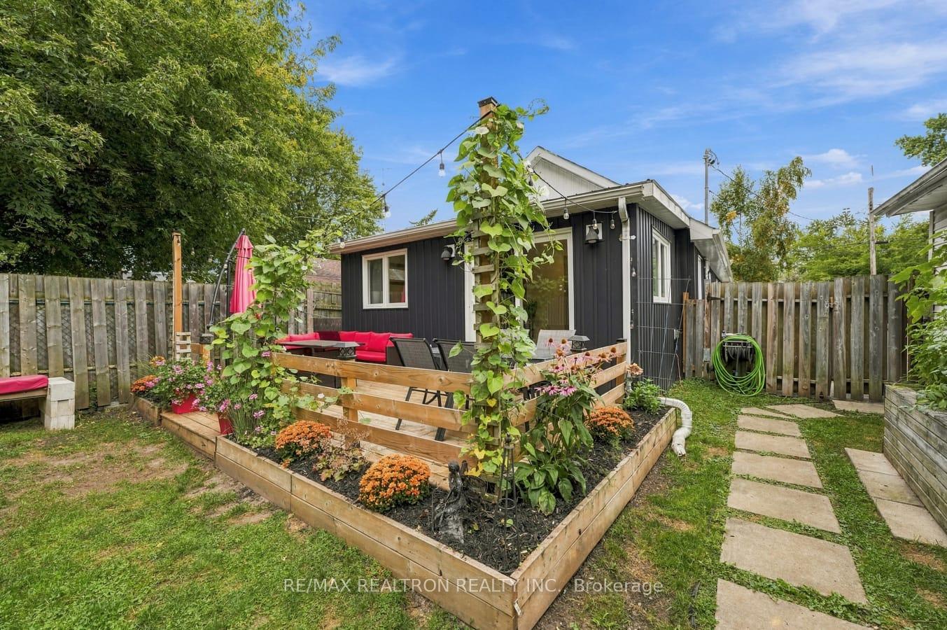 Photo 39 of 203 Bayview Avenue, Georgina, Keswick South — HOMEH