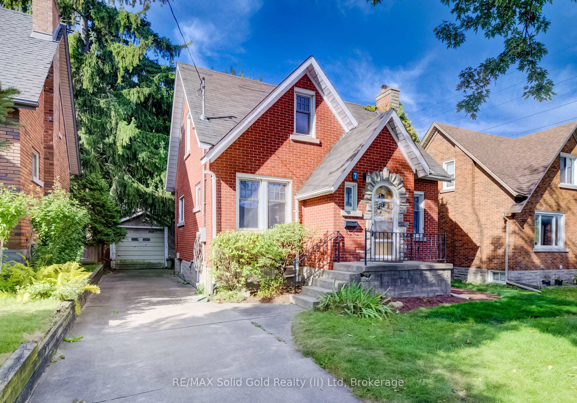 Photo 2 of 7 Locust Street, Kitchener, Northward — HOMEH