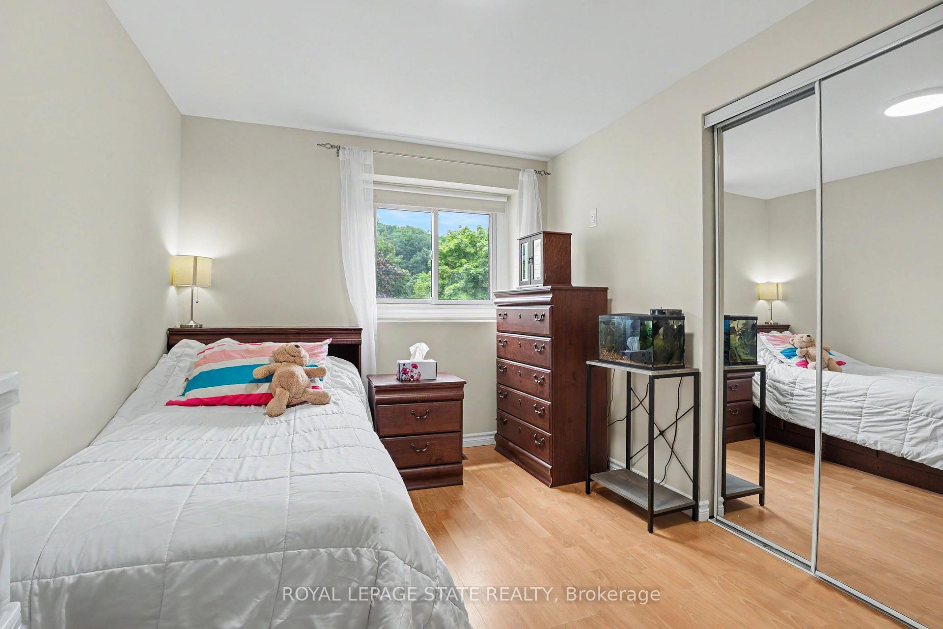 Photo 23 of 103 Glenashton Drive, Hamilton, Stoney Creek — HOMEH