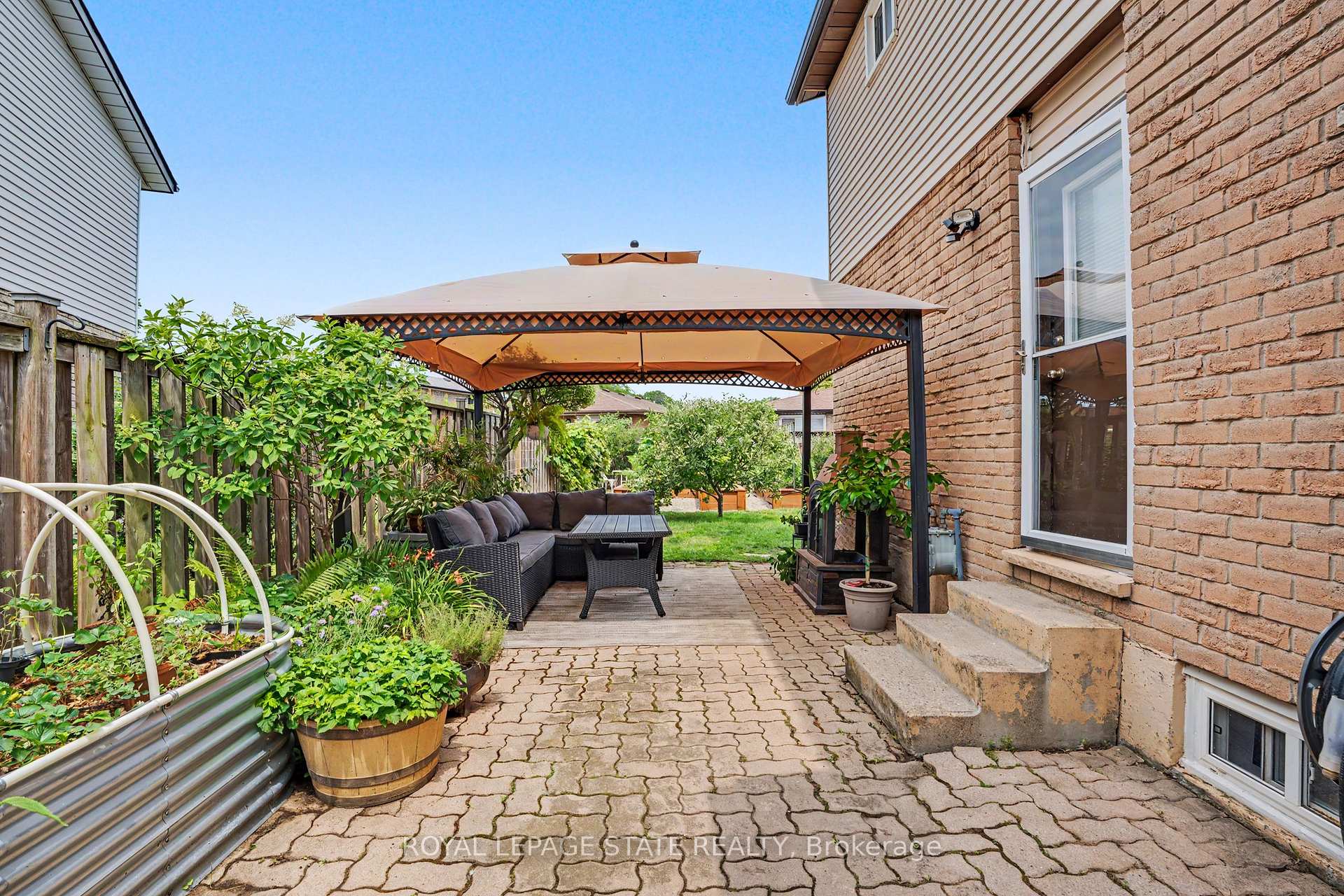 Photo 31 of 103 Glenashton Drive, Hamilton, Stoney Creek — HOMEH