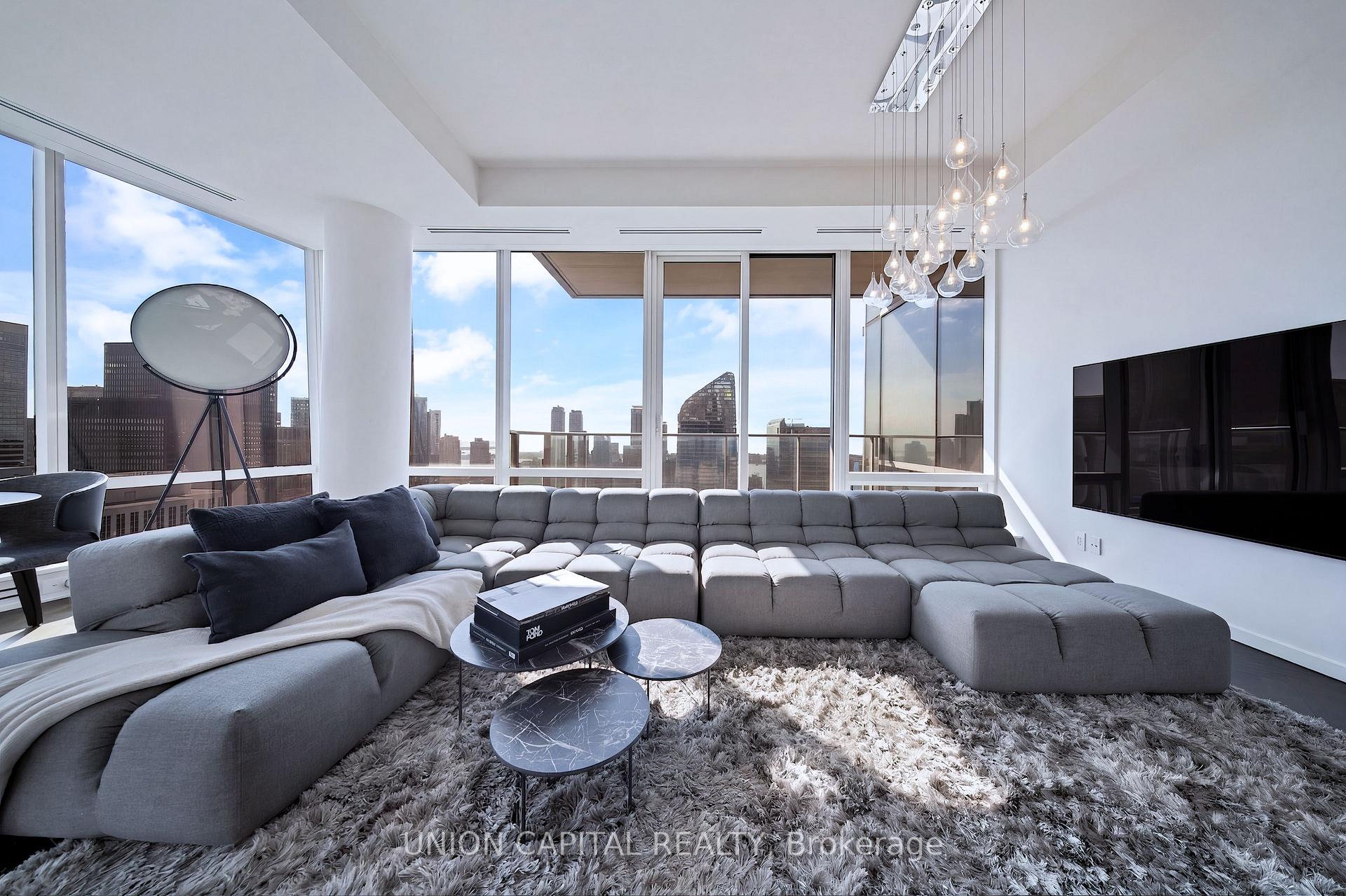 Photo 11 of Unit 5508, 180 University Avenue, Toronto, Bay Street Corridor — HOMEH