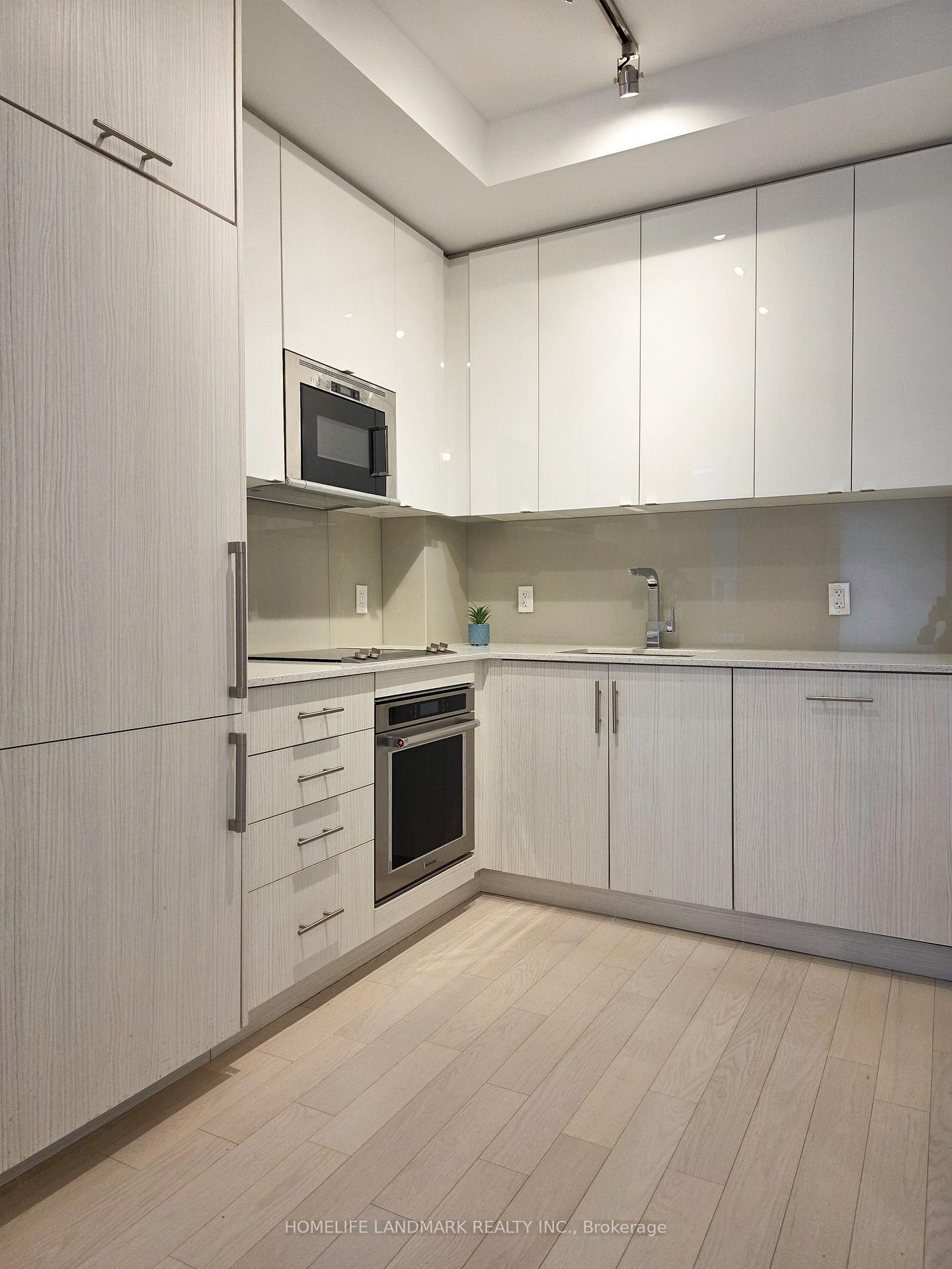 Photo 6 of Unit 605, 330 Richmond Street W, Toronto, Waterfront Communities — HOMEH