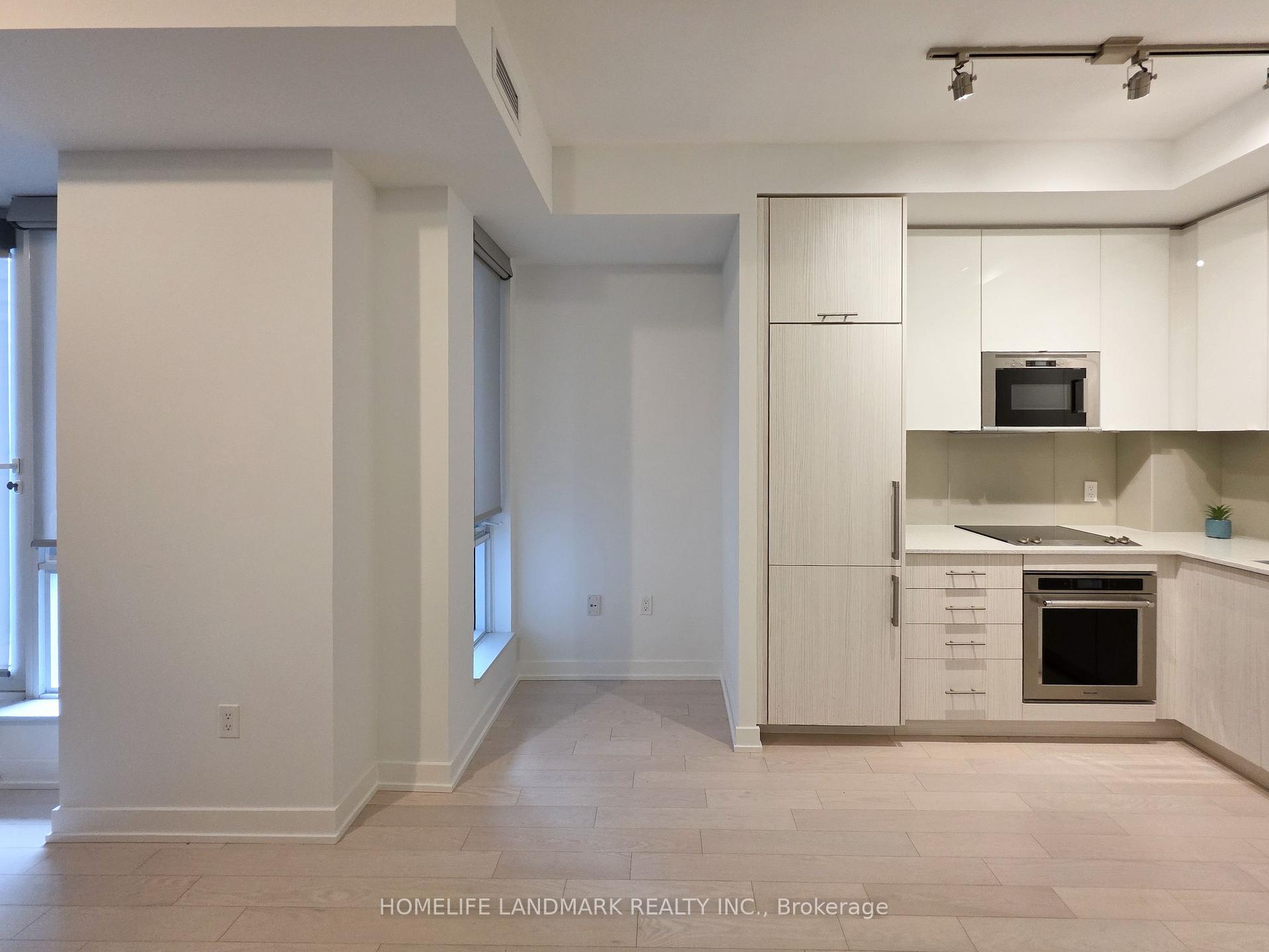 Photo 8 of Unit 605, 330 Richmond Street W, Toronto, Waterfront Communities — HOMEH