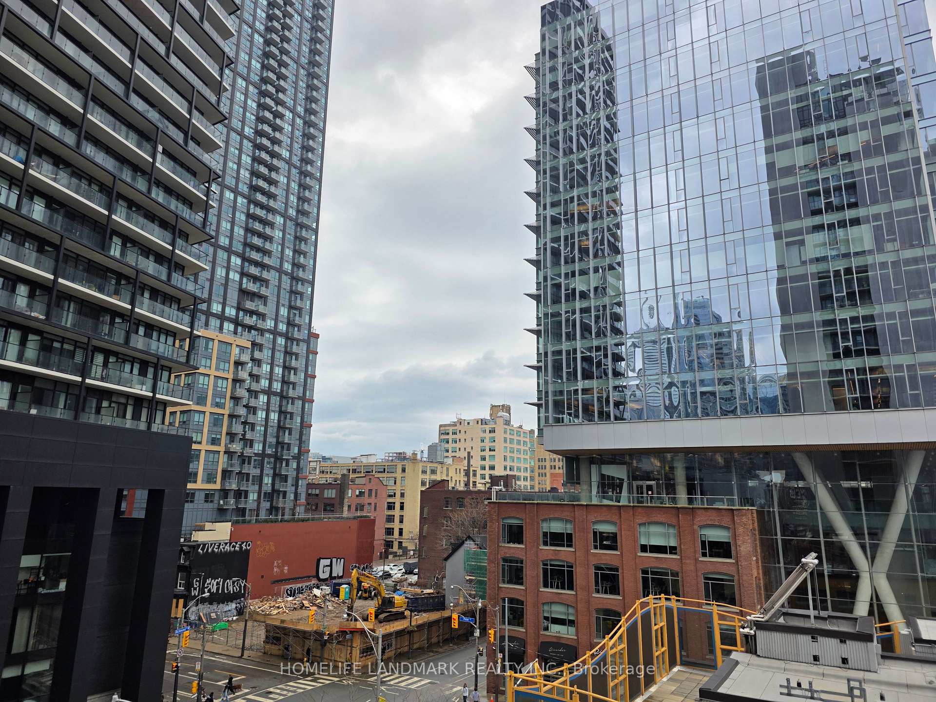 Photo 13 of Unit 605, 330 Richmond Street W, Toronto, Waterfront Communities — HOMEH