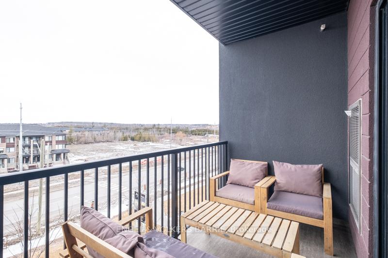 Photo 22 of Unit 312, 4 Spice Way, Barrie, Rural Barrie Southeast — HOMEH