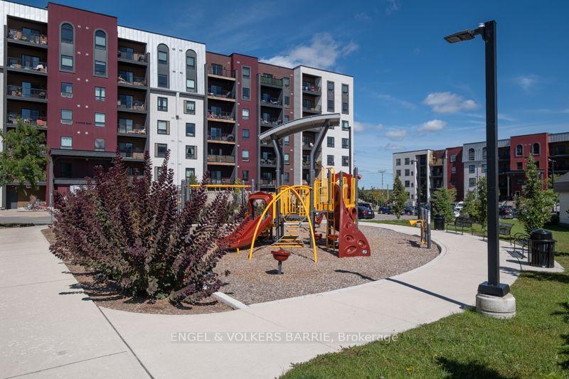 Photo 30 of Unit 312, 4 Spice Way, Barrie, Rural Barrie Southeast — HOMEH