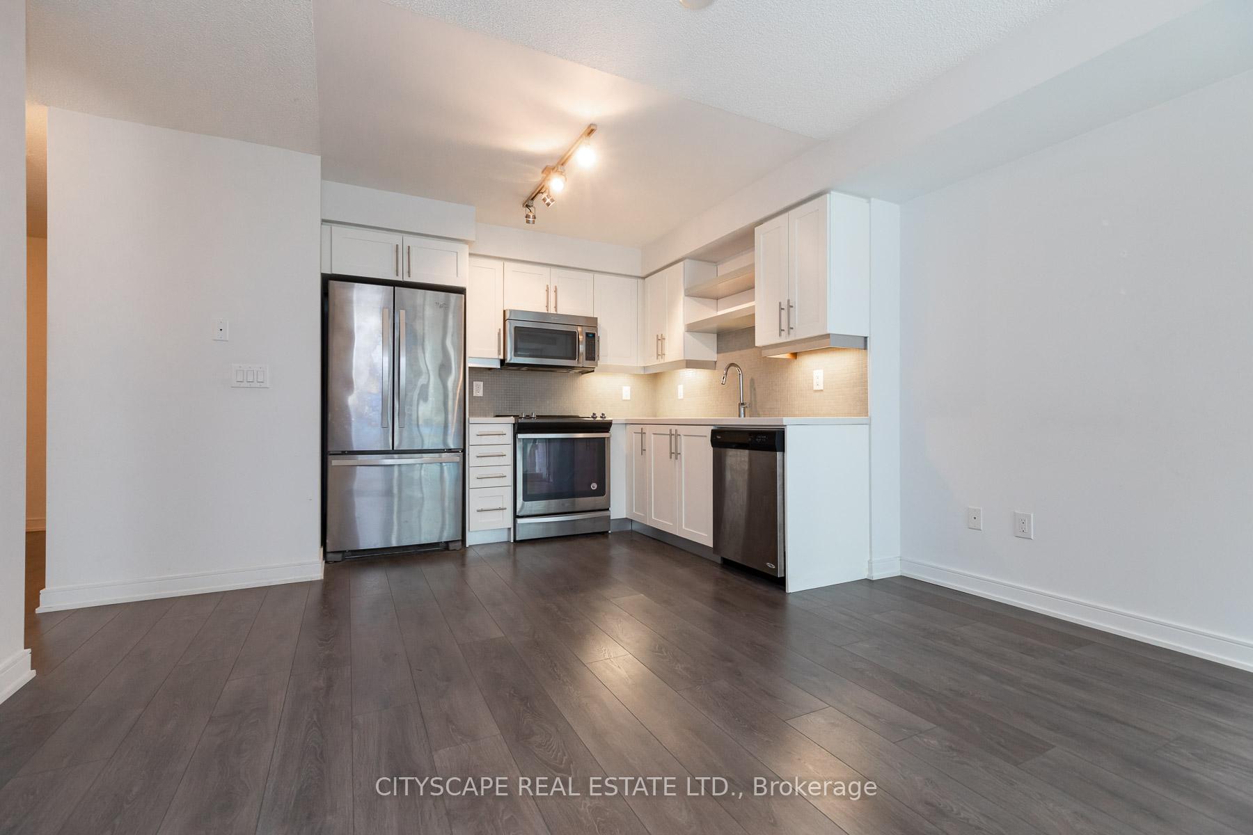 Photo 2 of Unit 702, 525 Adelaide Street W, Toronto, Waterfront Communities — HOMEH
