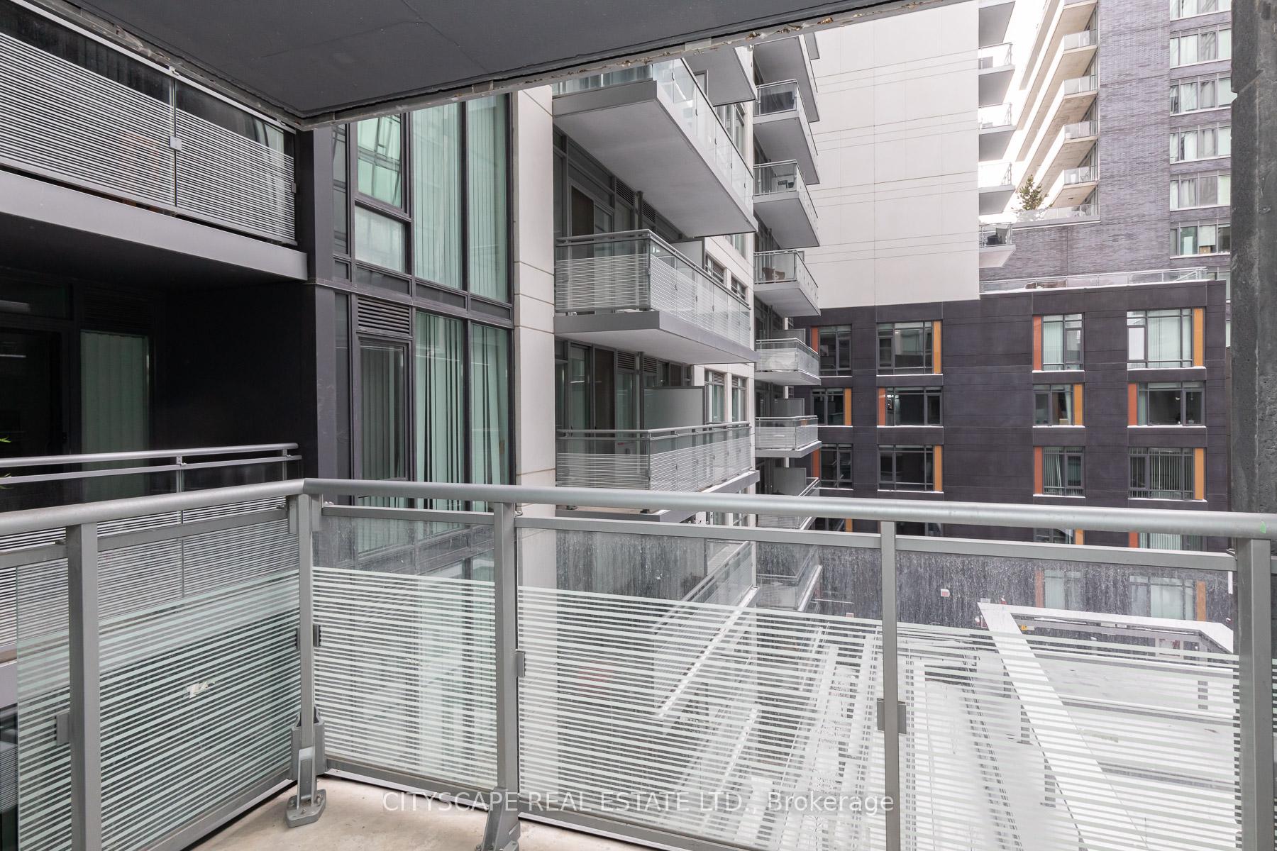 Photo 12 of Unit 702, 525 Adelaide Street W, Toronto, Waterfront Communities — HOMEH
