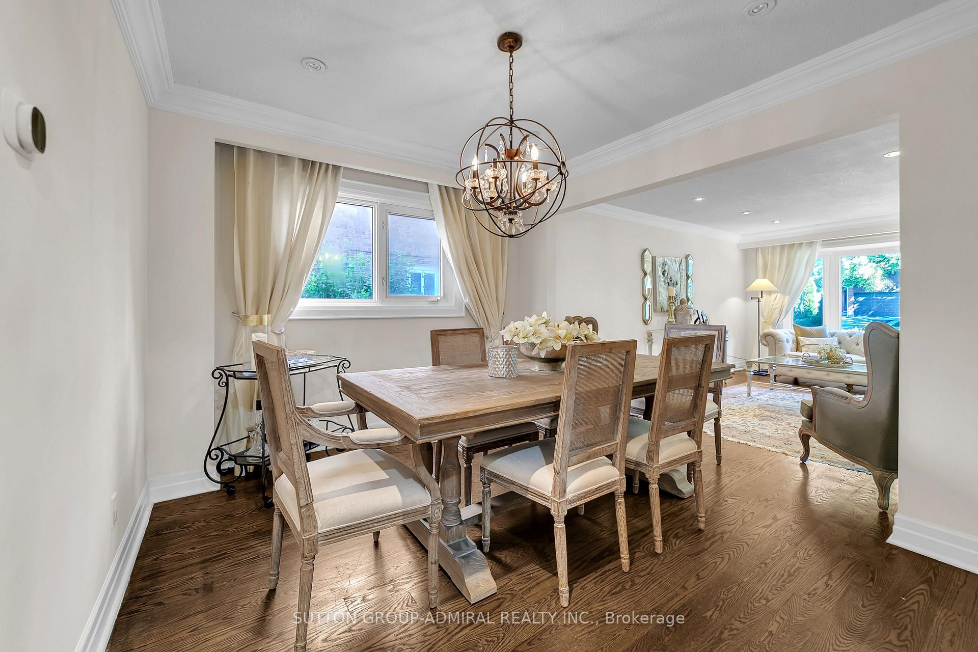 Photo 13 of 37 Gretman Crescent, Markham, Aileen-Willowbrook — HOMEH