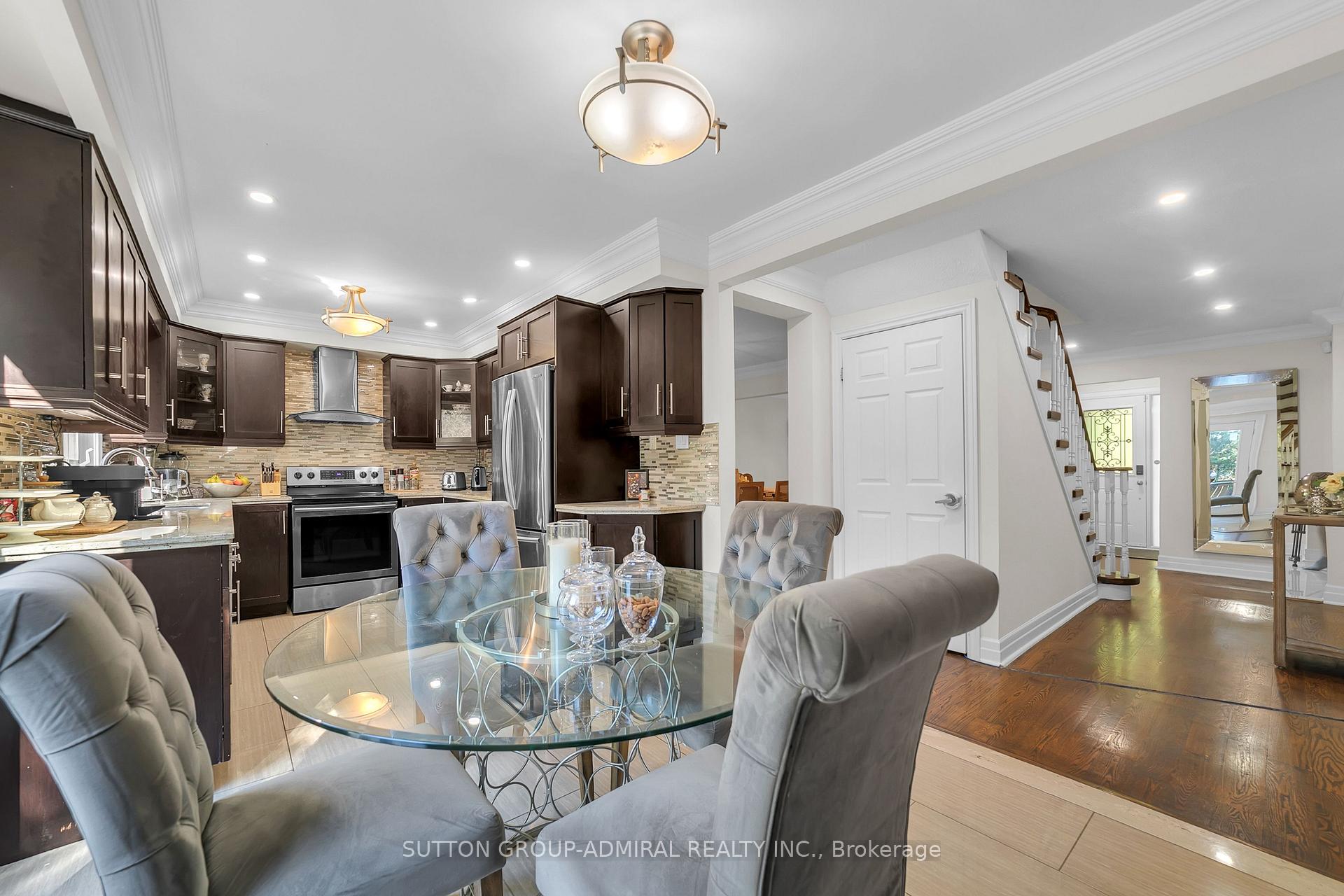 Photo 15 of 37 Gretman Crescent, Markham, Aileen-Willowbrook — HOMEH