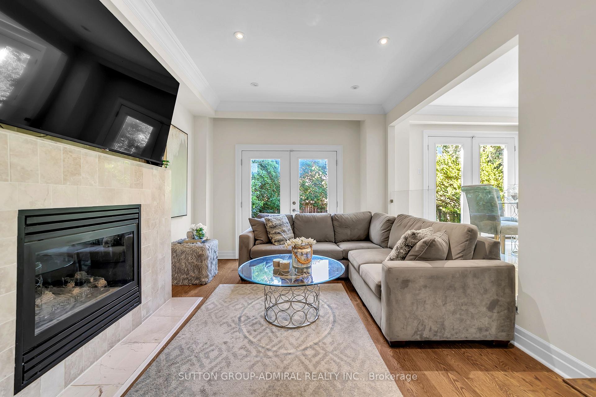 Photo 20 of 37 Gretman Crescent, Markham, Aileen-Willowbrook — HOMEH