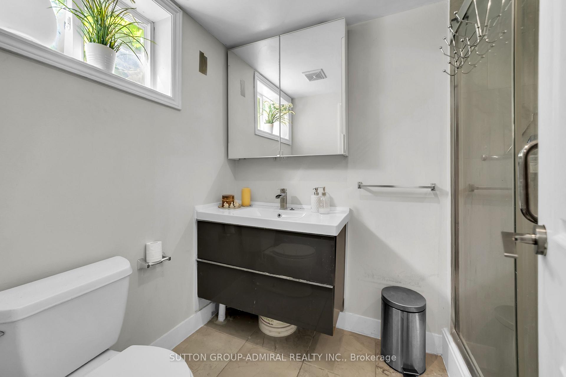 Photo 40 of 37 Gretman Crescent, Markham, Aileen-Willowbrook — HOMEH