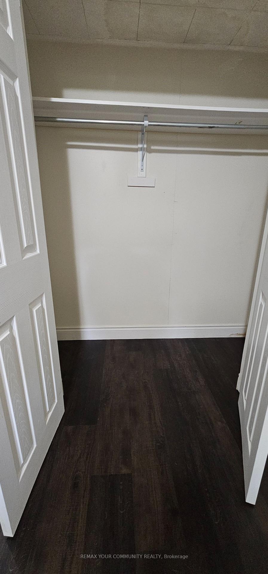 Photo 5 of 51 Davelayne Road, North York, Humbermede — HOMEH