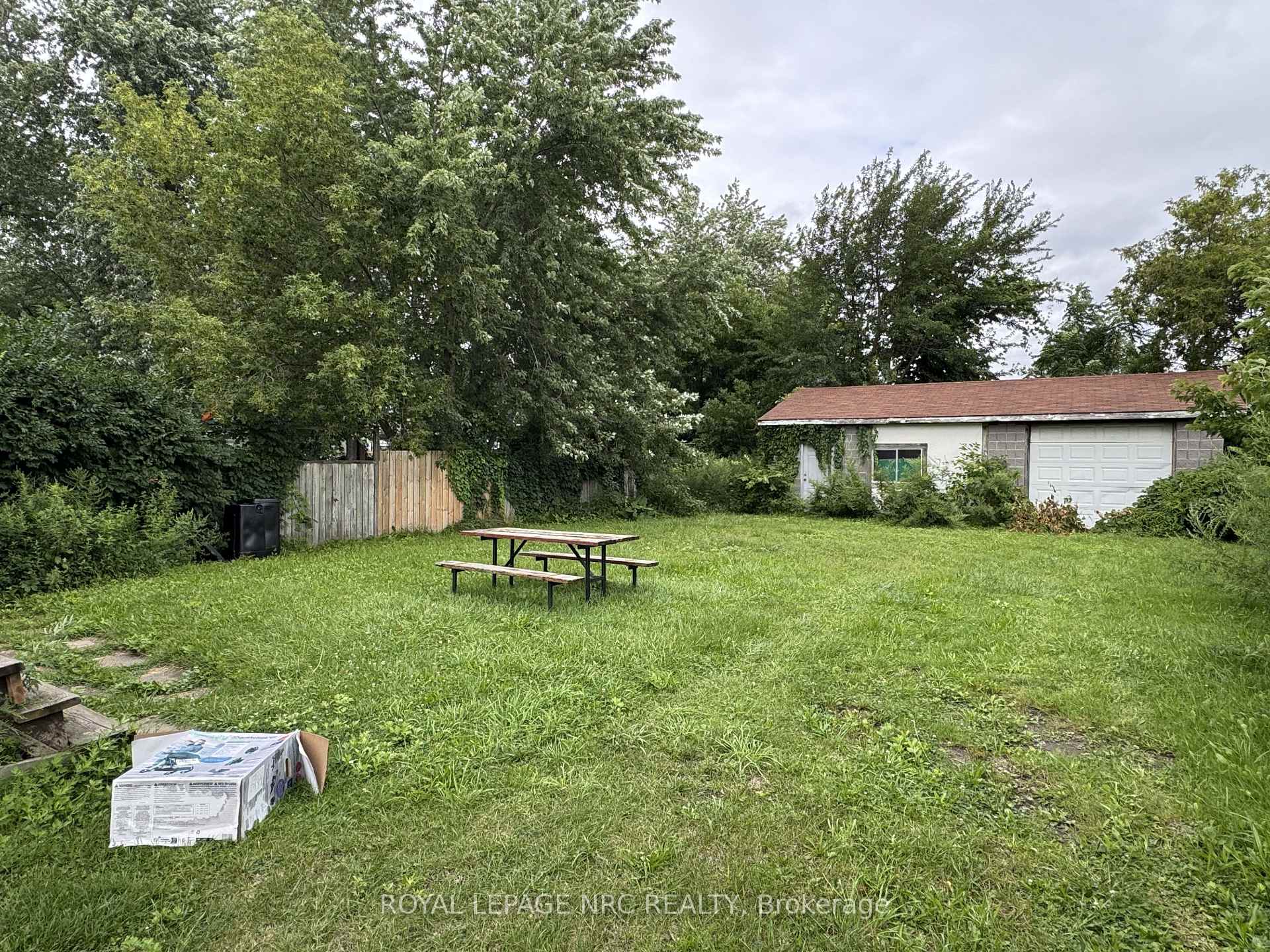 Photo 14 of 4148 Victoria Avenue, Niagara Falls, Downtown — HOMEH