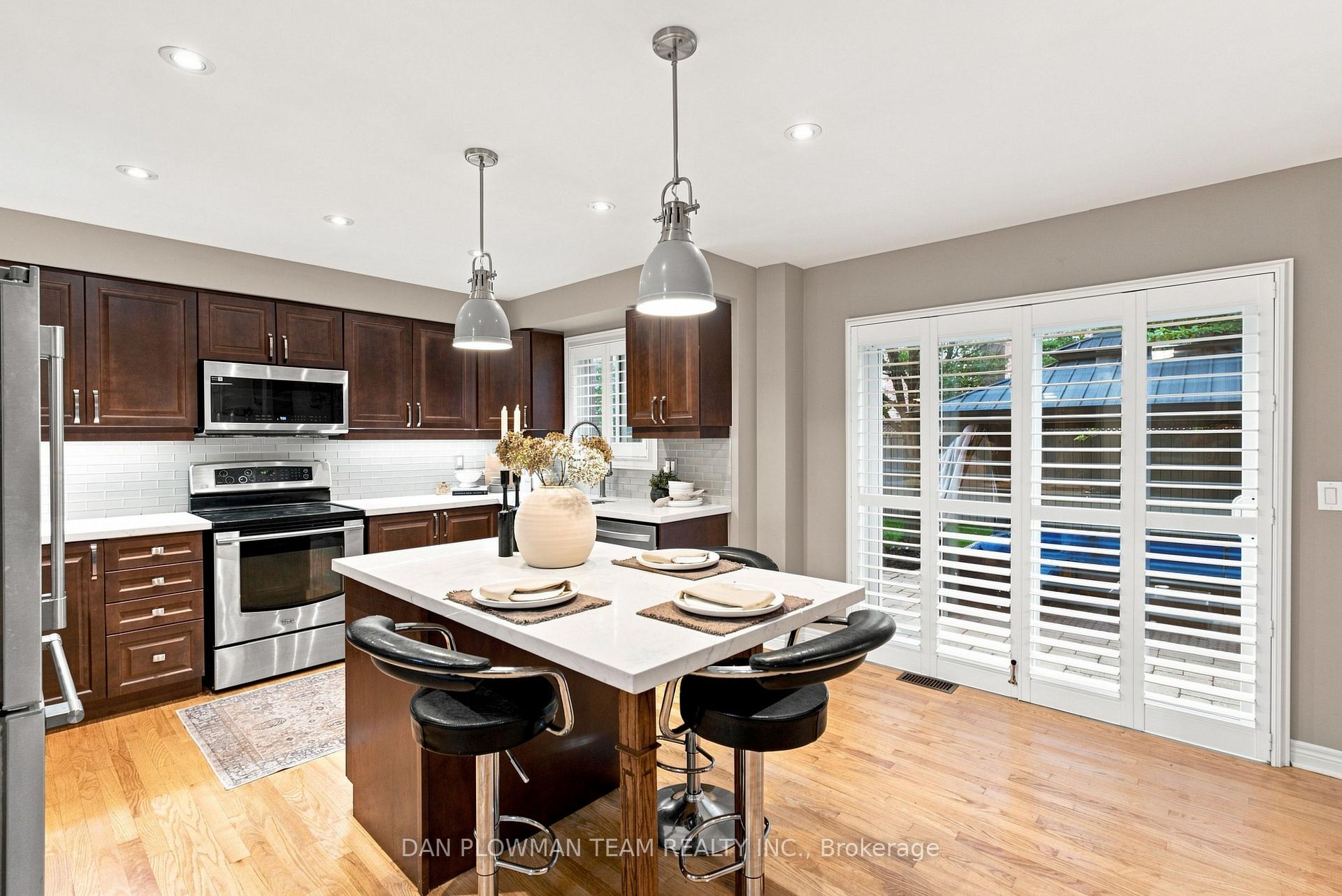 Photo 12 of 102 Southfield Avenue, Clarington, Courtice — HOMEH