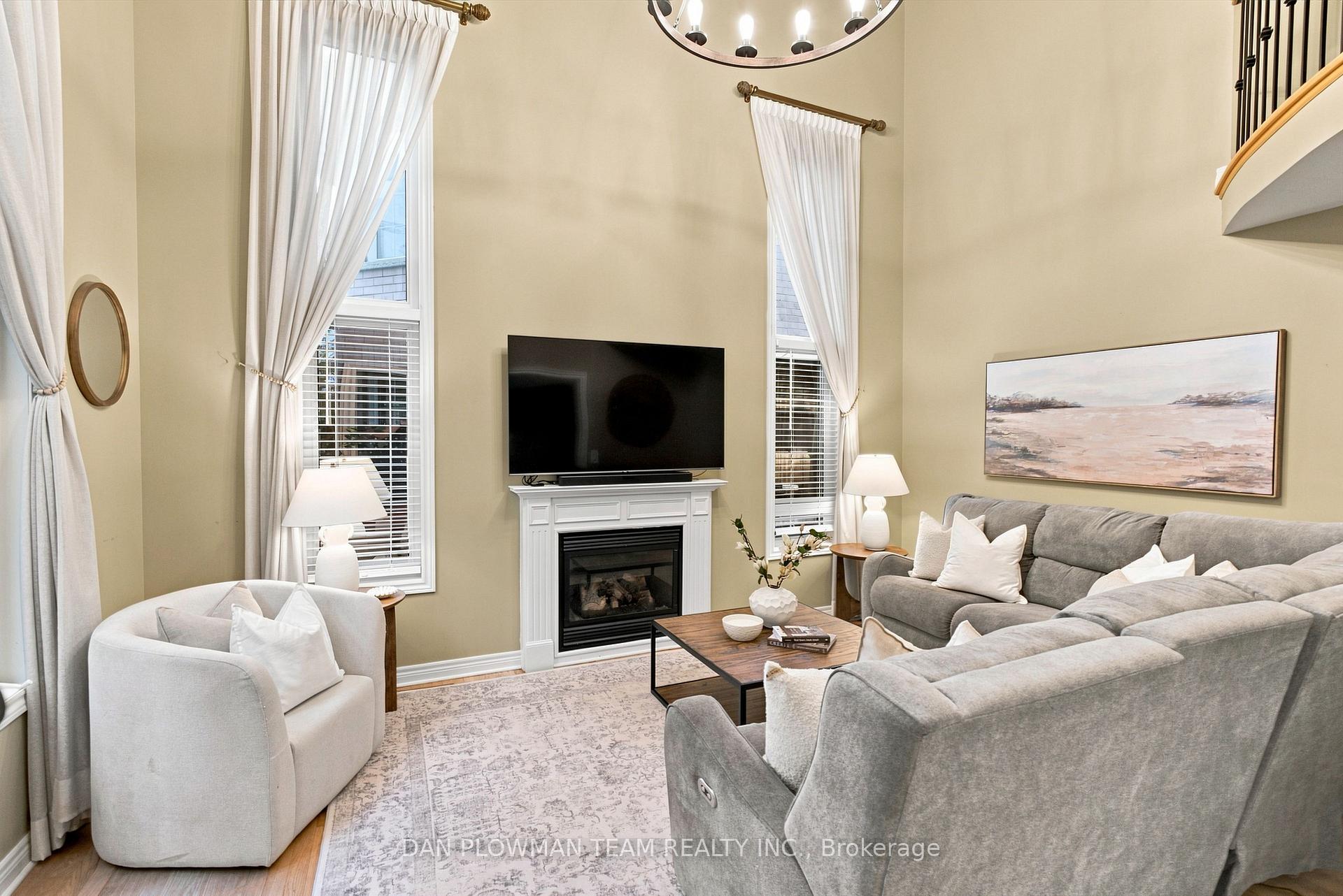 Photo 15 of 102 Southfield Avenue, Clarington, Courtice — HOMEH