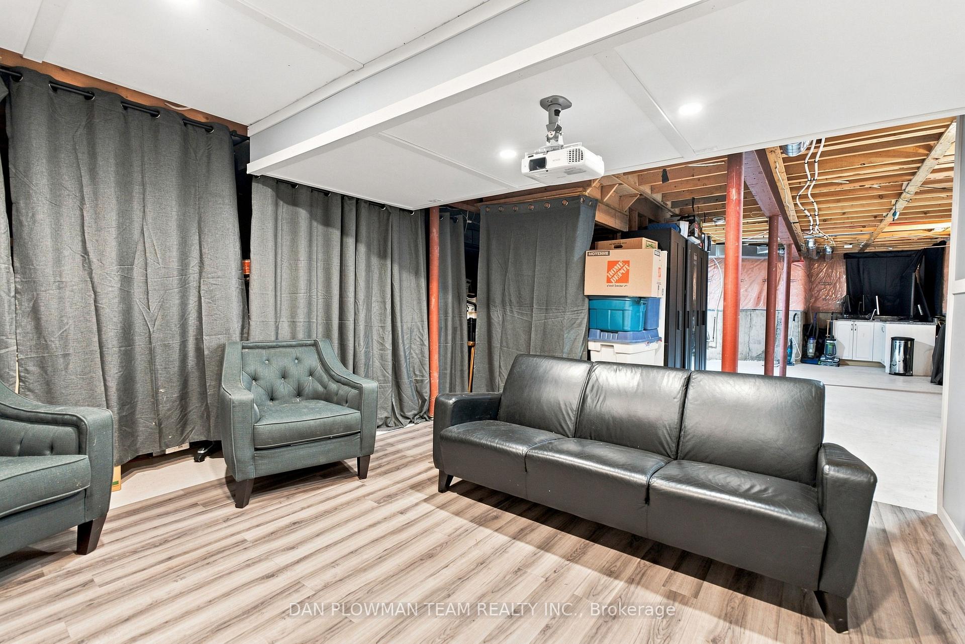 Photo 38 of 102 Southfield Avenue, Clarington, Courtice — HOMEH