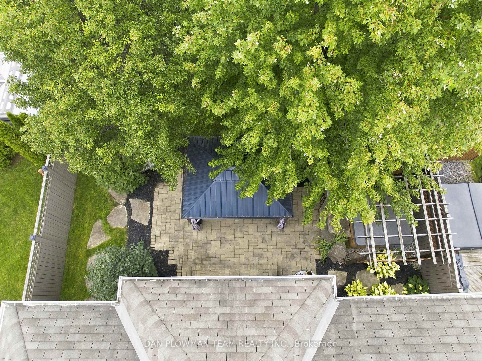 Photo 46 of 102 Southfield Avenue, Clarington, Courtice — HOMEH