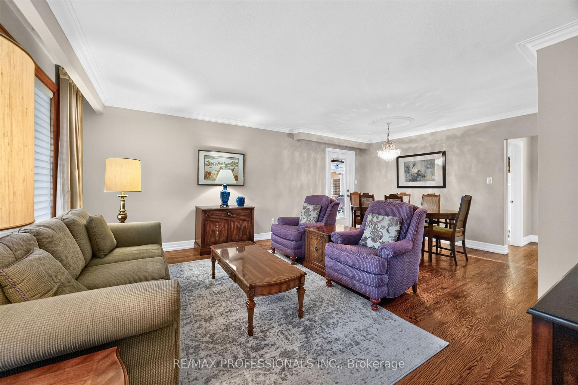 Photo 6 of 302 La Rose Avenue, Etobicoke, Willowridge-Martingrove-Richview — HOMEH