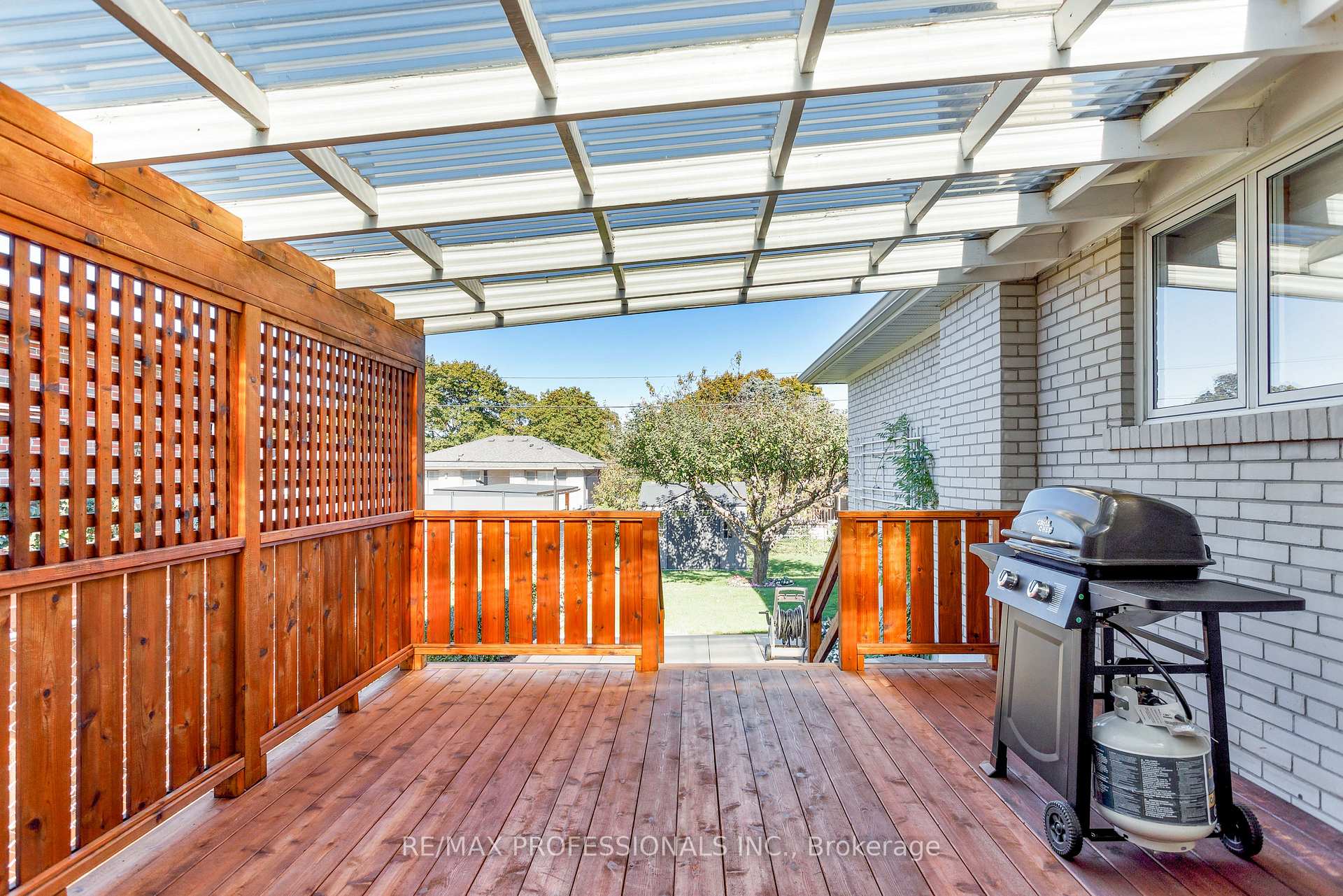 Photo 41 of 302 La Rose Avenue, Etobicoke, Willowridge-Martingrove-Richview — HOMEH