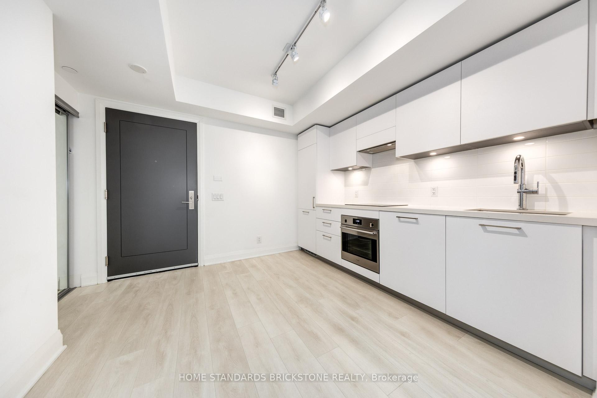 Photo 4 of Unit 429, 33 Frederick Todd Way, Toronto, Thorncliffe Park — HOMEH