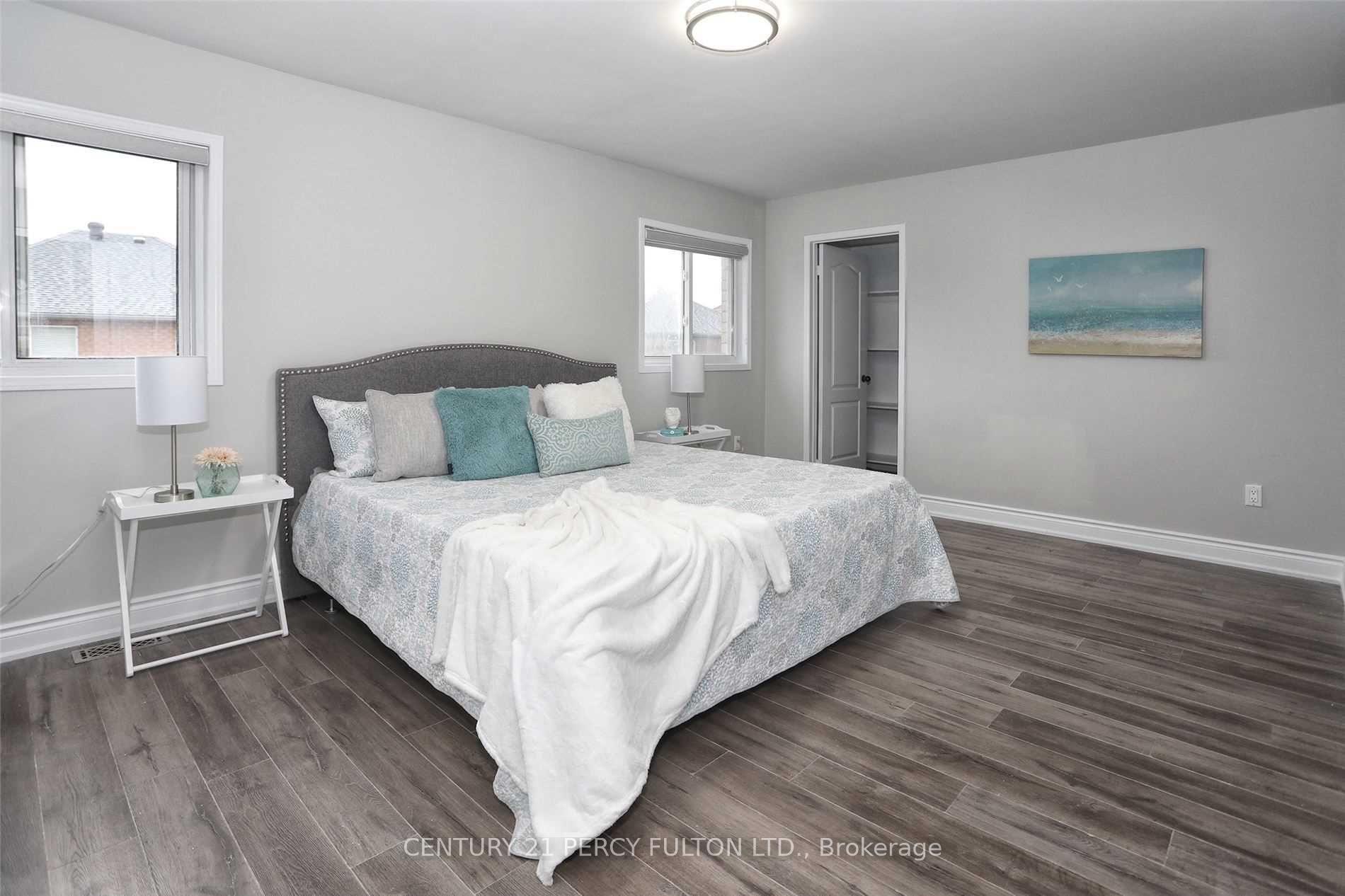 Photo 17 of 9 Valleypark Crescent, Brampton, Fletcher's Meadow — HOMEH