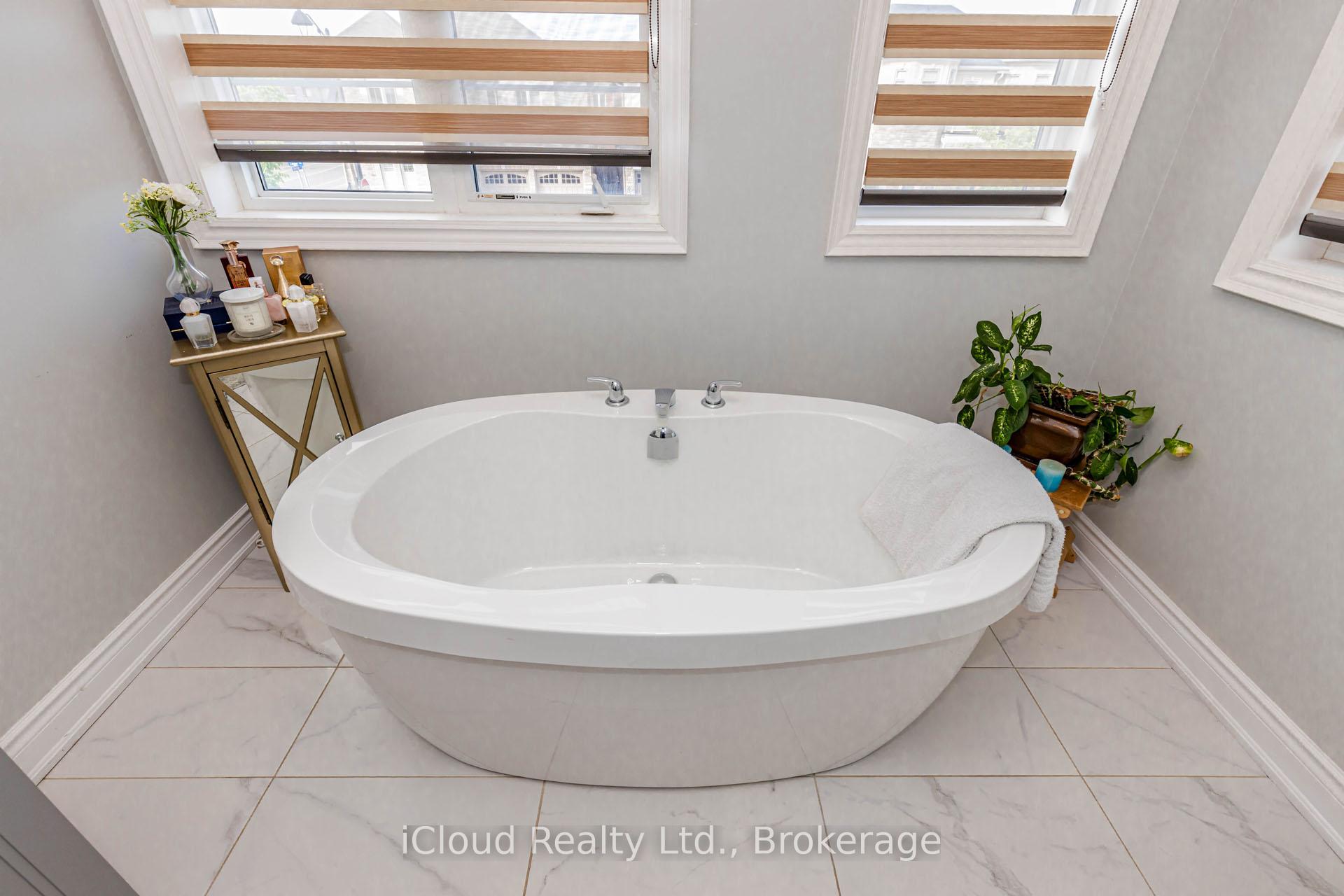 Photo 18 of 264 Etheridge Avenue, Milton, Ford — HOMEH