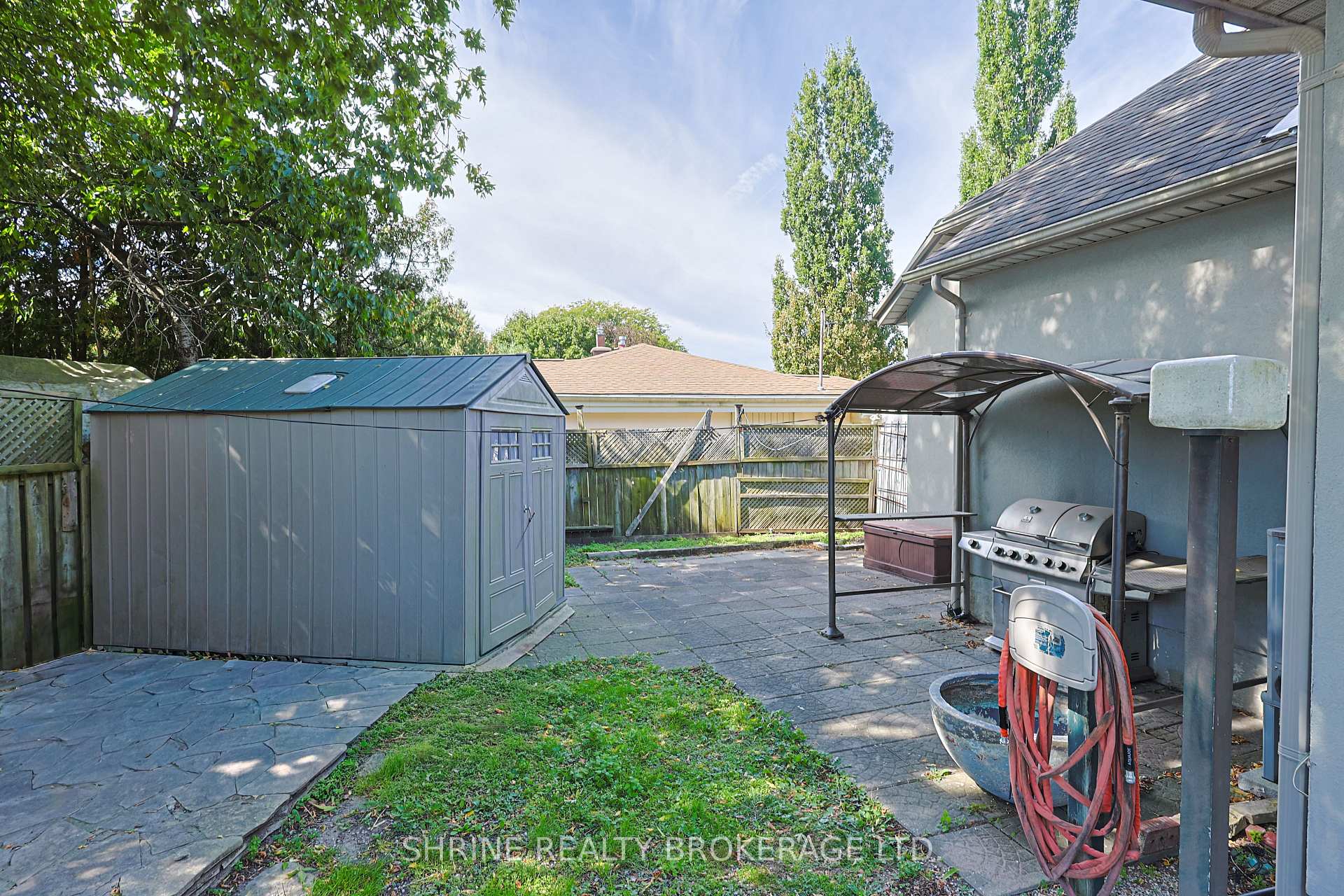 Photo 26 of 7 Dengate Crescent, London, East P — HOMEH