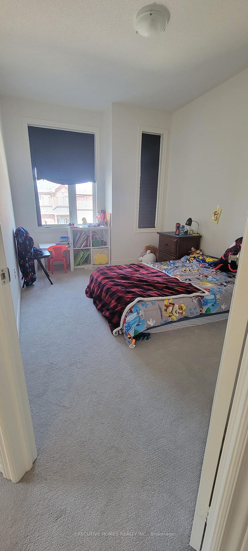 Photo 6 of 282 Great Falls Boulevard, Hamilton, Waterdown — HOMEH