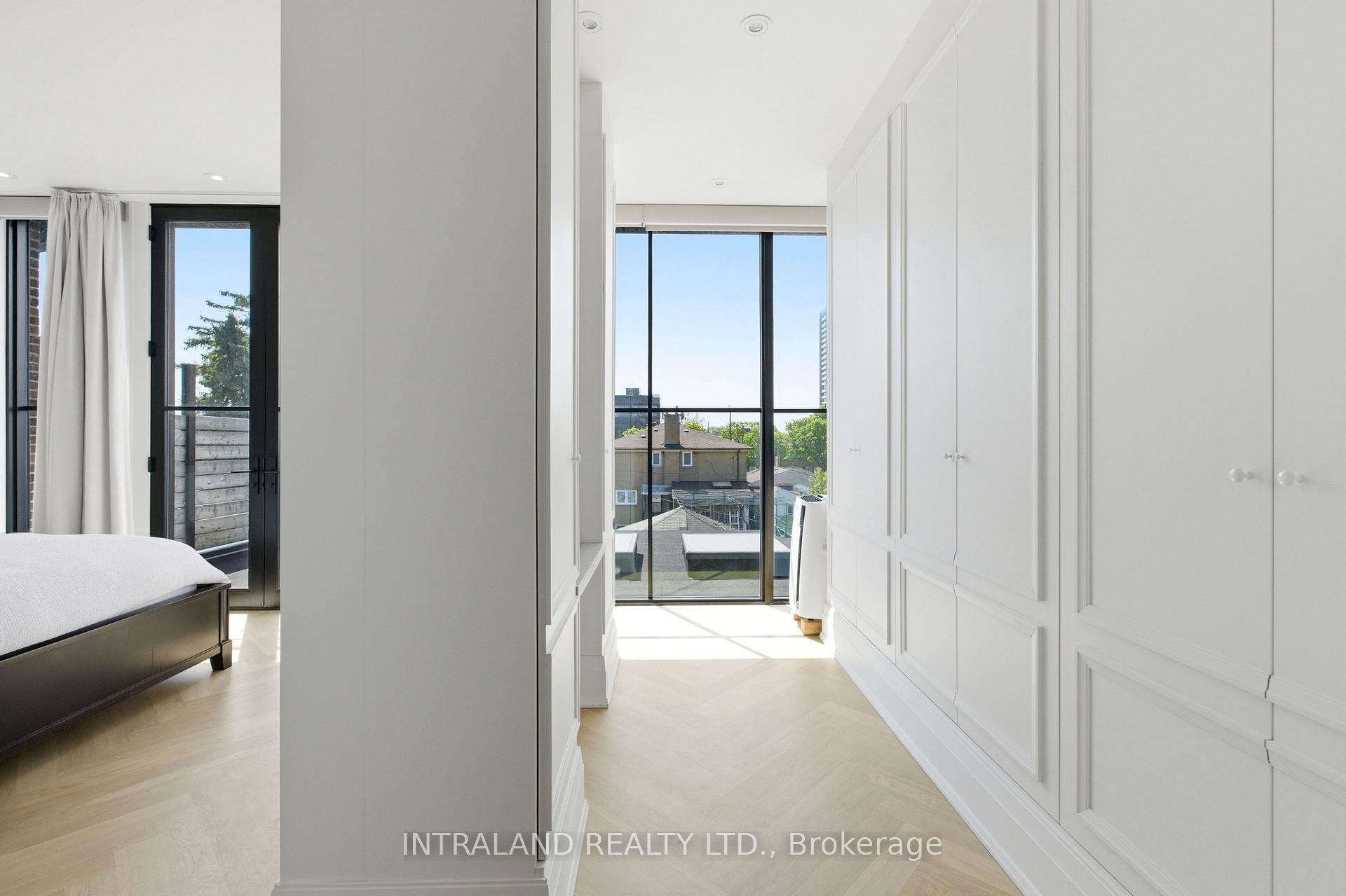 Photo 16 of 39 Chandos Avenue, Toronto, Dovercourt-Wallace Emerson-Junction — HOMEH