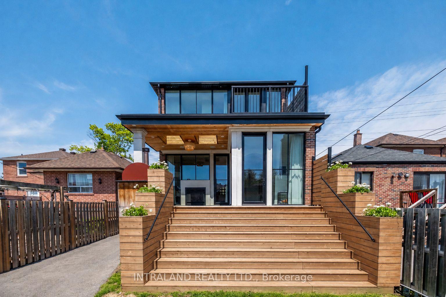 Photo 37 of 39 Chandos Avenue, Toronto, Dovercourt-Wallace Emerson-Junction — HOMEH