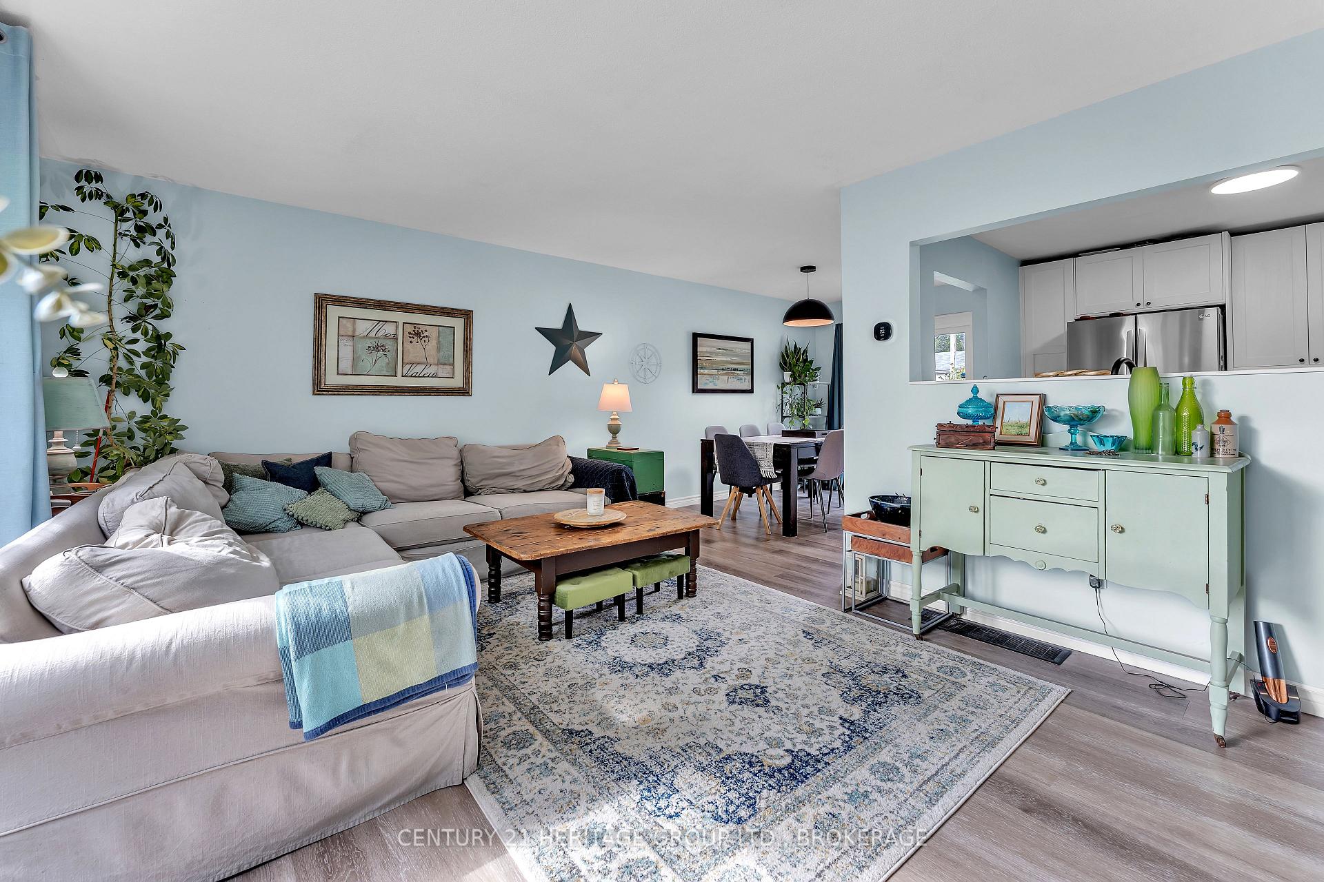 Photo 11 of 888 Auden Park Drive, Kingston, City SouthWest — HOMEH