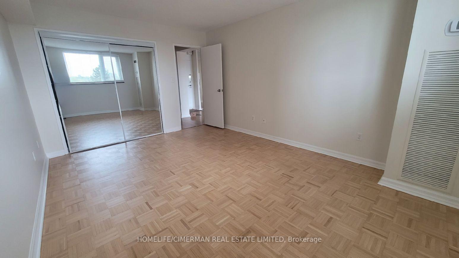Photo 4 of Unit 608, 260 Scarlett Road, Toronto, Rockcliffe-Smythe — HOMEH