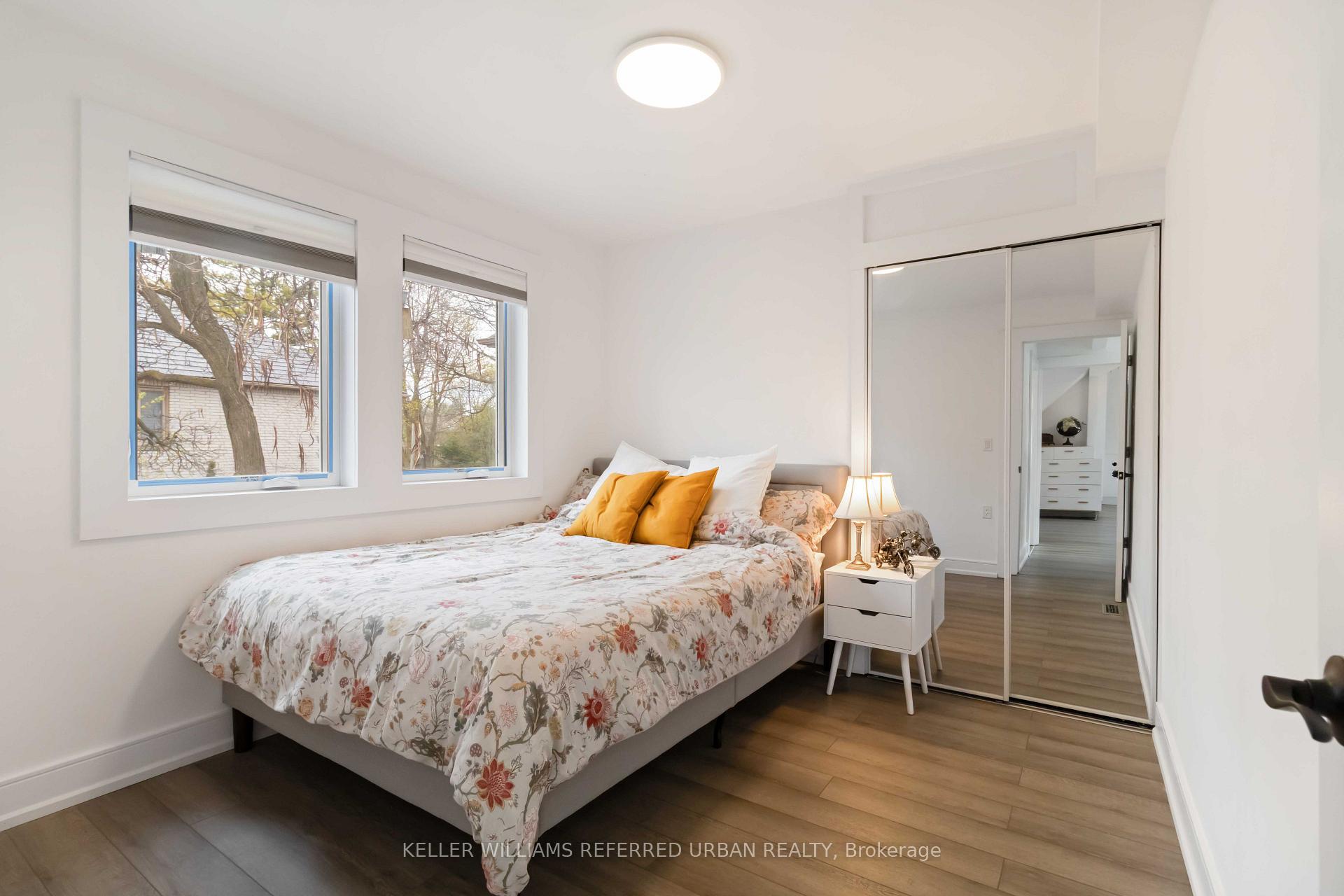 Photo 31 of 310 Senlac Road, North York, Willowdale West — HOMEH
