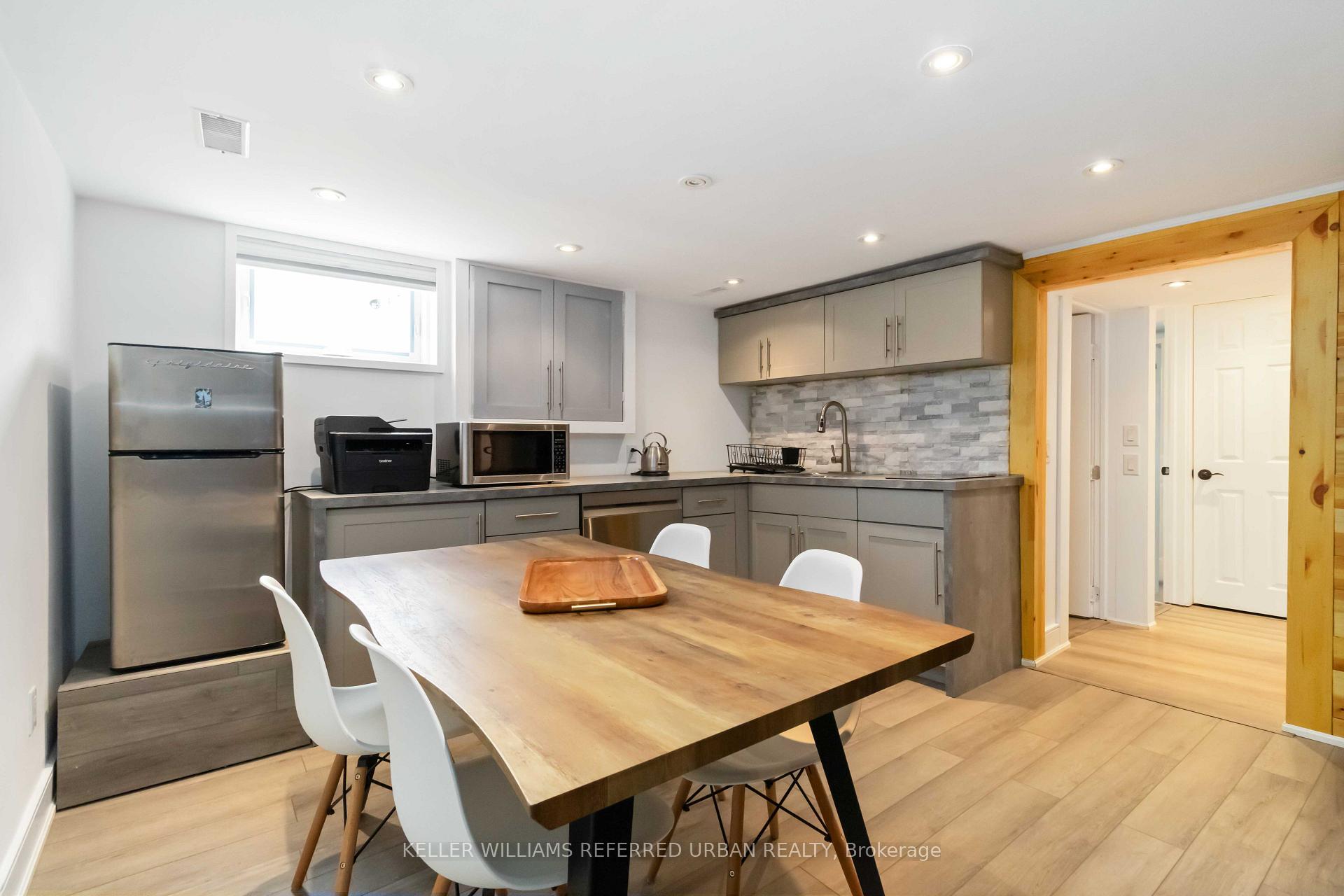 Photo 44 of 310 Senlac Road, North York, Willowdale West — HOMEH