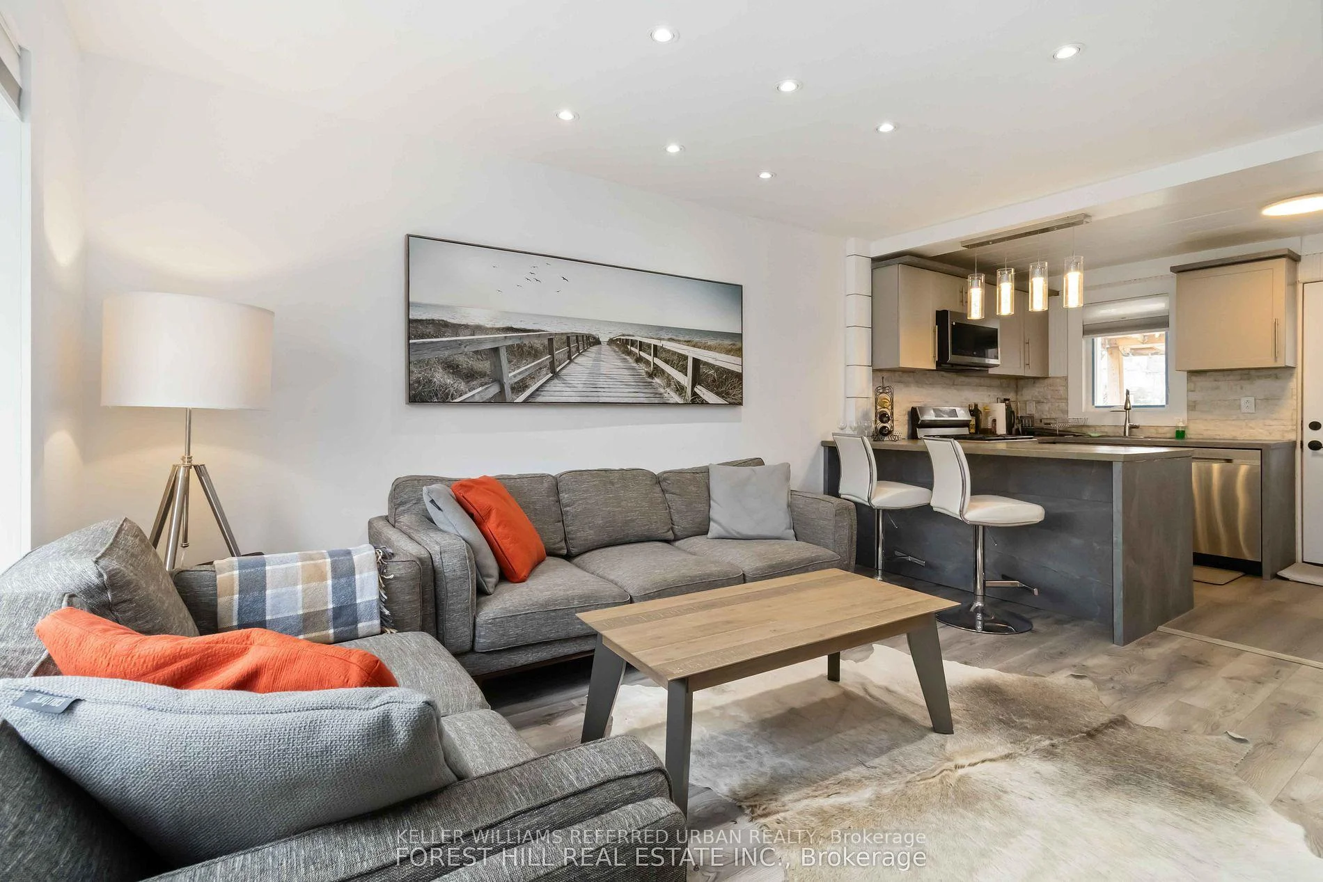 Photo 2 of 310 Senlac Road, North York, Willowdale West — HOMEH