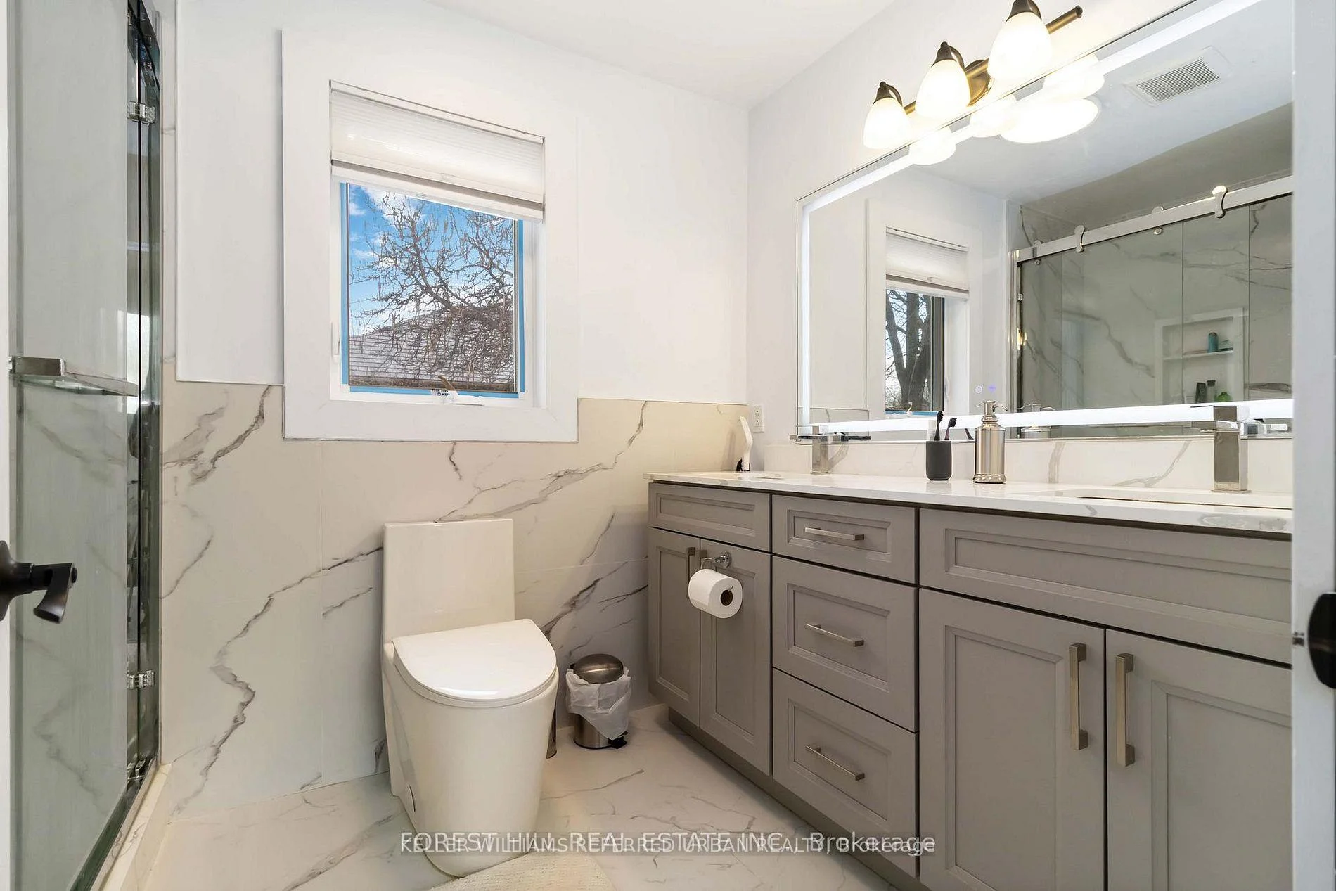 Photo 22 of 310 Senlac Road, North York, Willowdale West — HOMEH