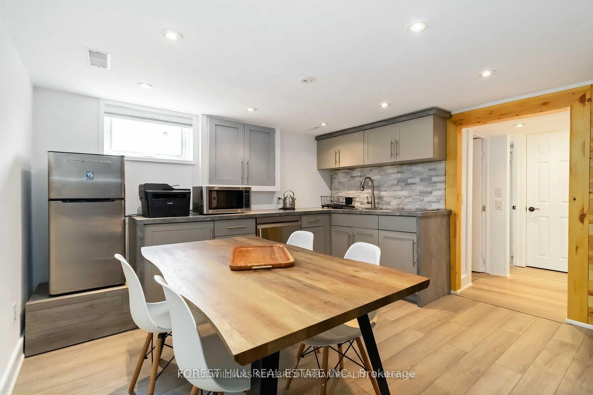 Photo 38 of 310 Senlac Road, North York, Willowdale West — HOMEH