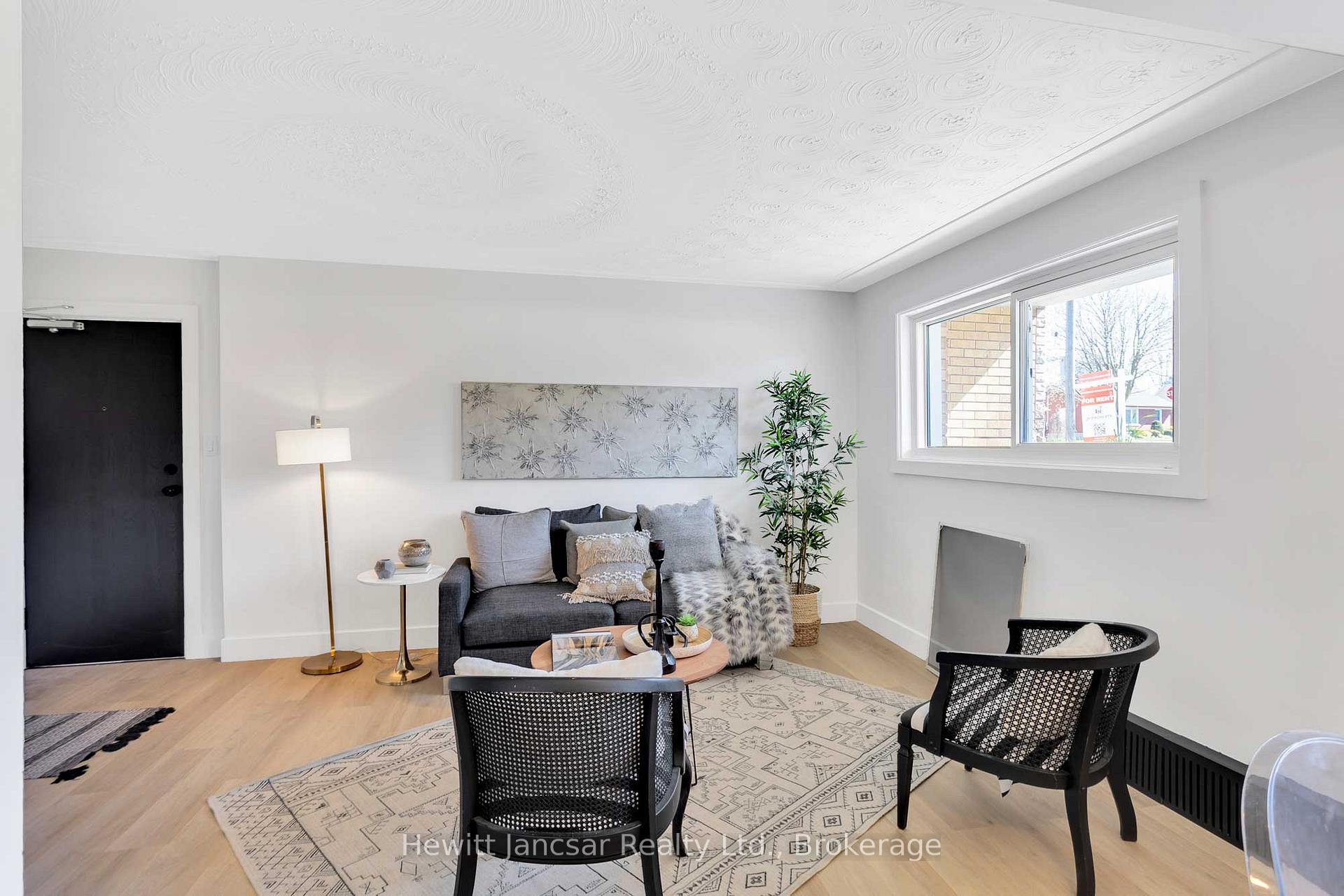 Photo 1 of Unit 4, 11 Olympic Drive, Kitchener, Southdale — HOMEH