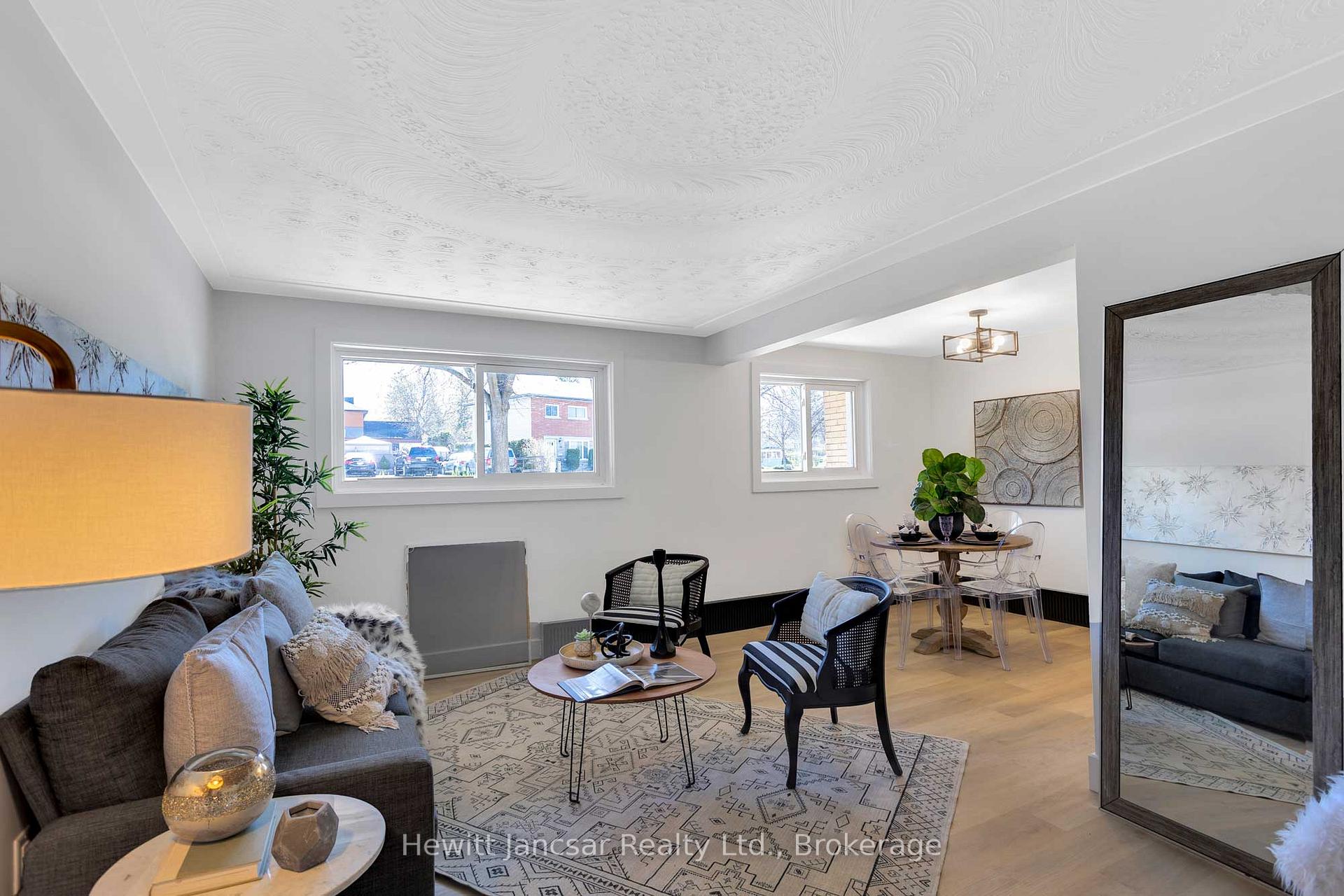 Photo 3 of Unit 4, 11 Olympic Drive, Kitchener, Southdale — HOMEH
