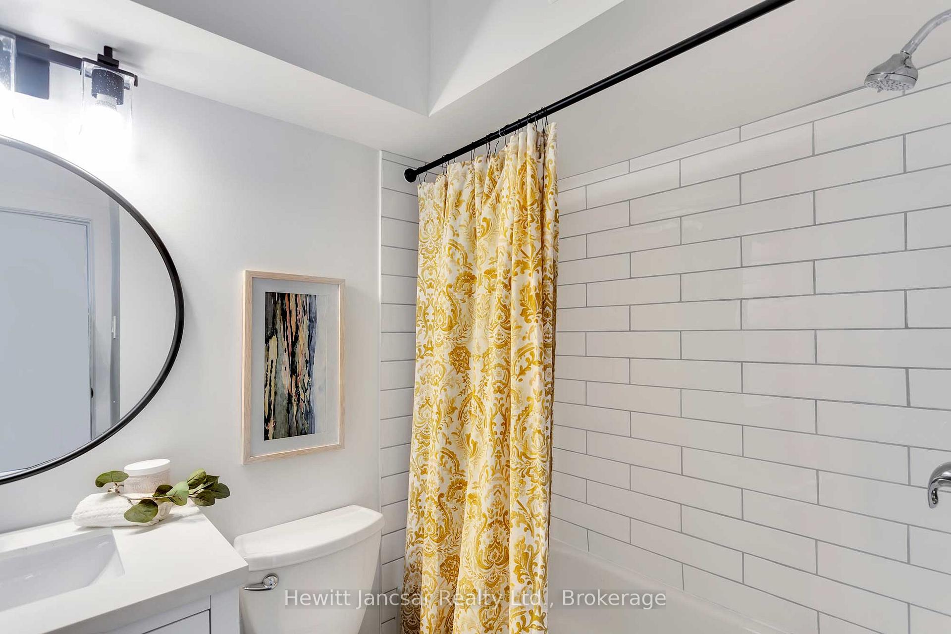 Photo 7 of Unit 4, 11 Olympic Drive, Kitchener, Southdale — HOMEH