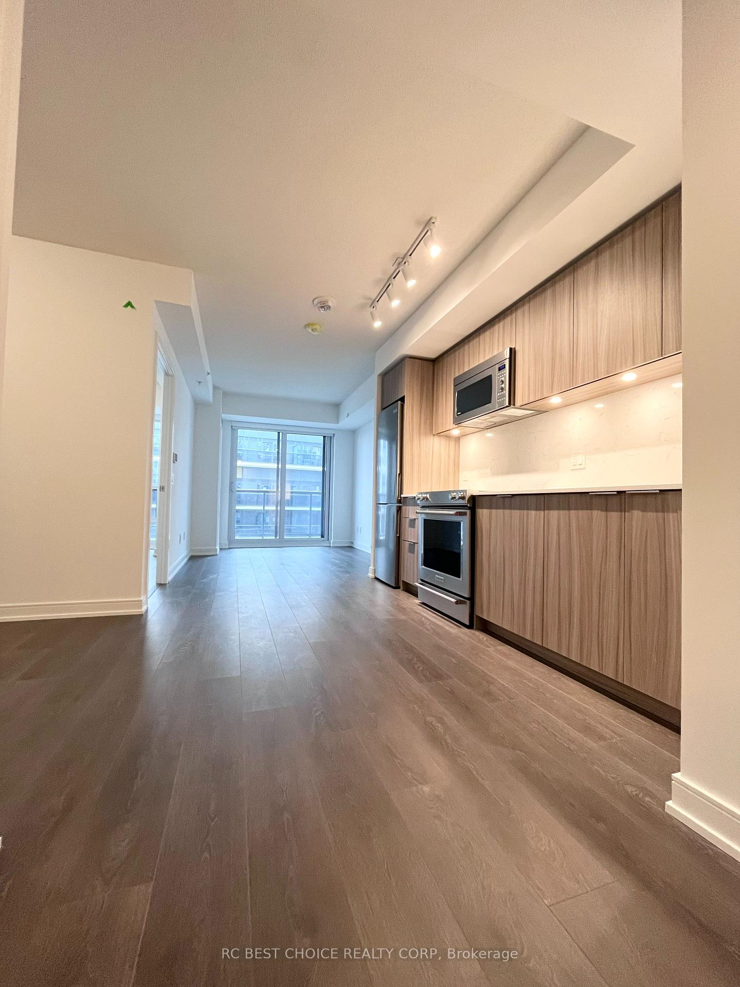 Front of Unit 1905, 30 Samuel Wood Way