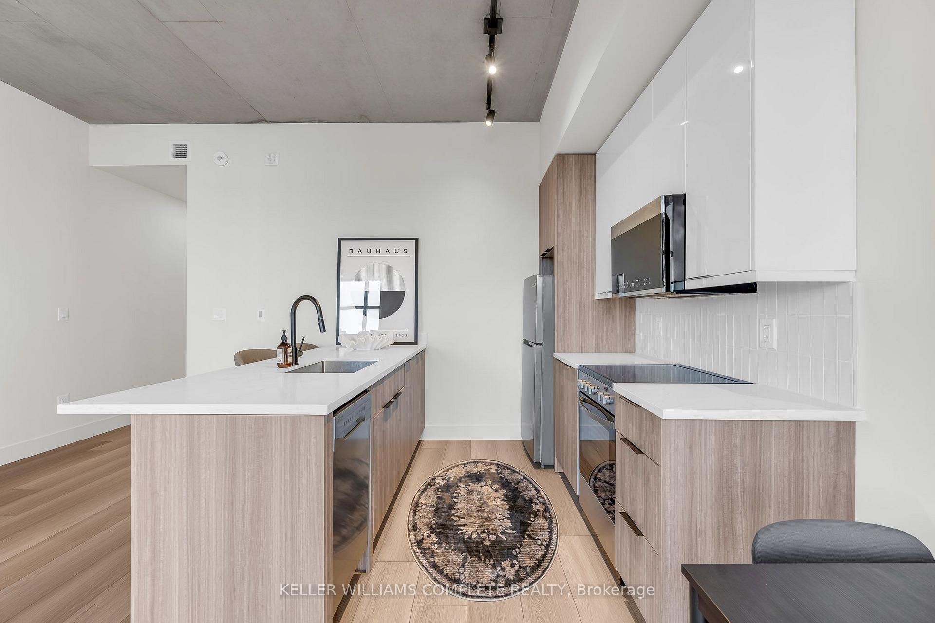 Photo 7 of Unit 401, 24 Augusta Street, Hamilton, Corktown — HOMEH