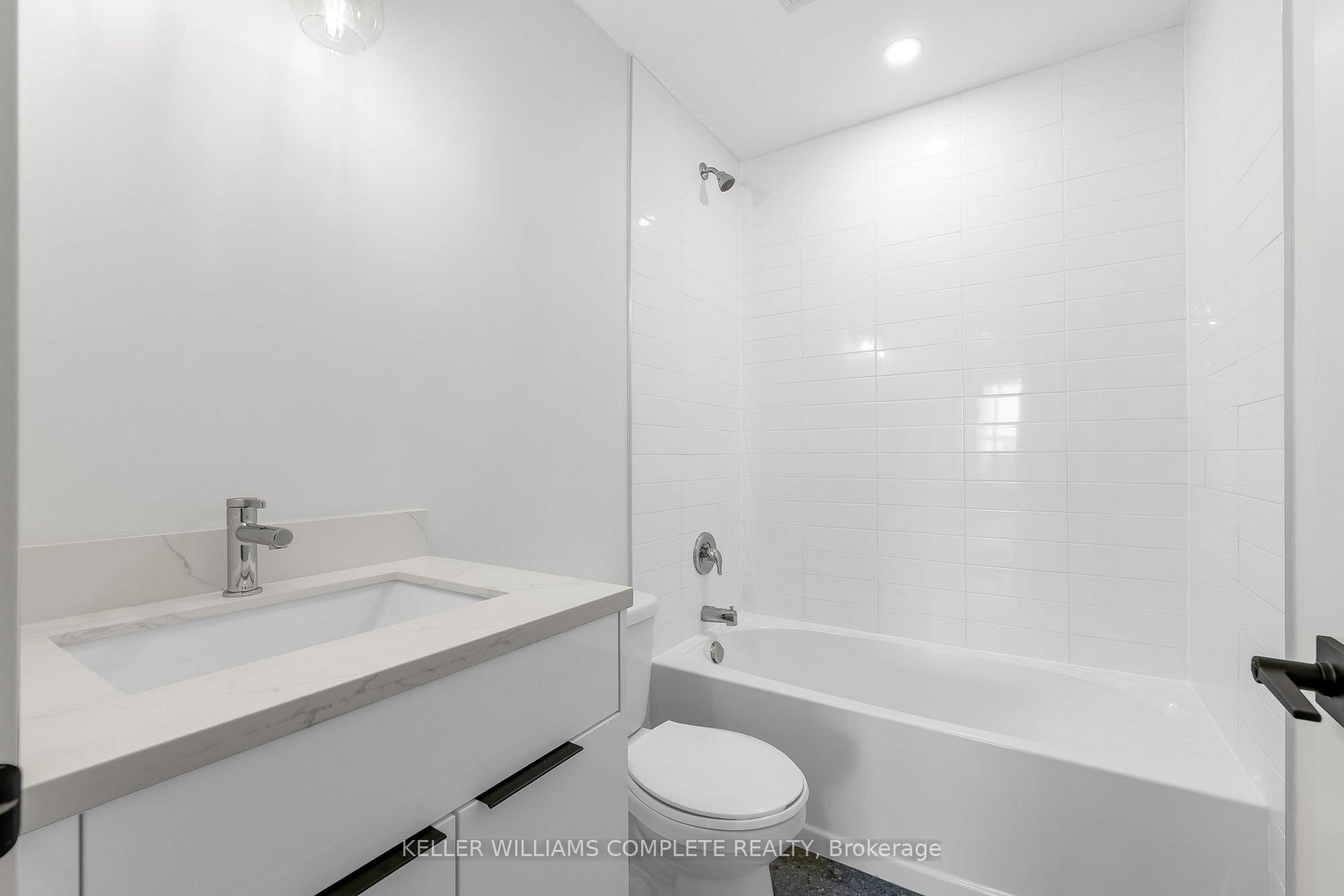 Photo 15 of Unit 401, 24 Augusta Street, Hamilton, Corktown — HOMEH