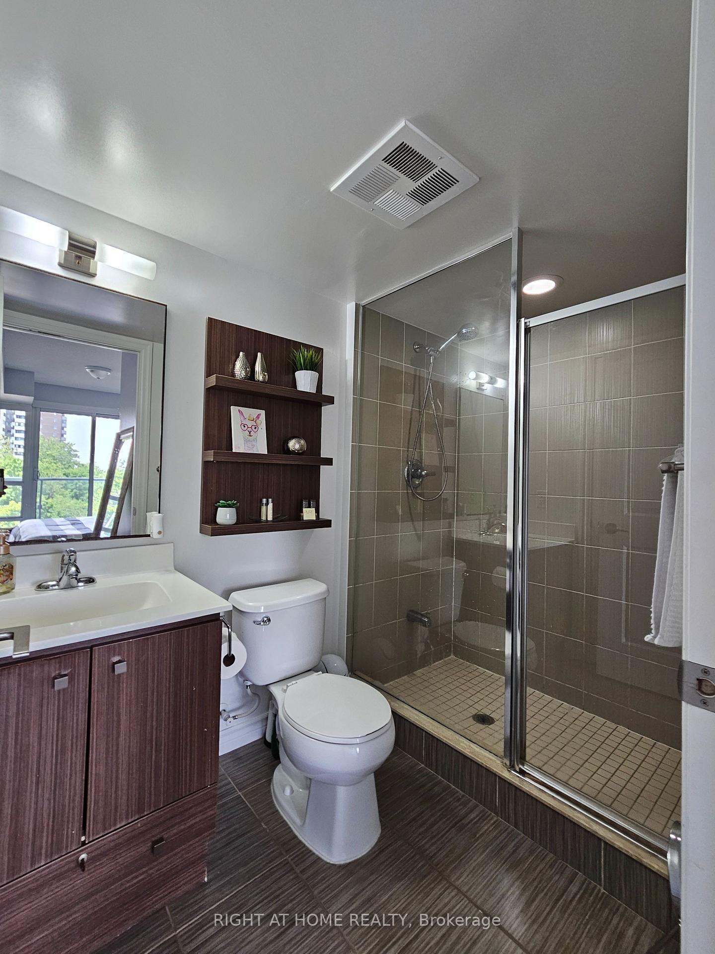Photo 17 of Unit 307, 2015 Sheppard Avenue E, North York, Henry Farm — HOMEH